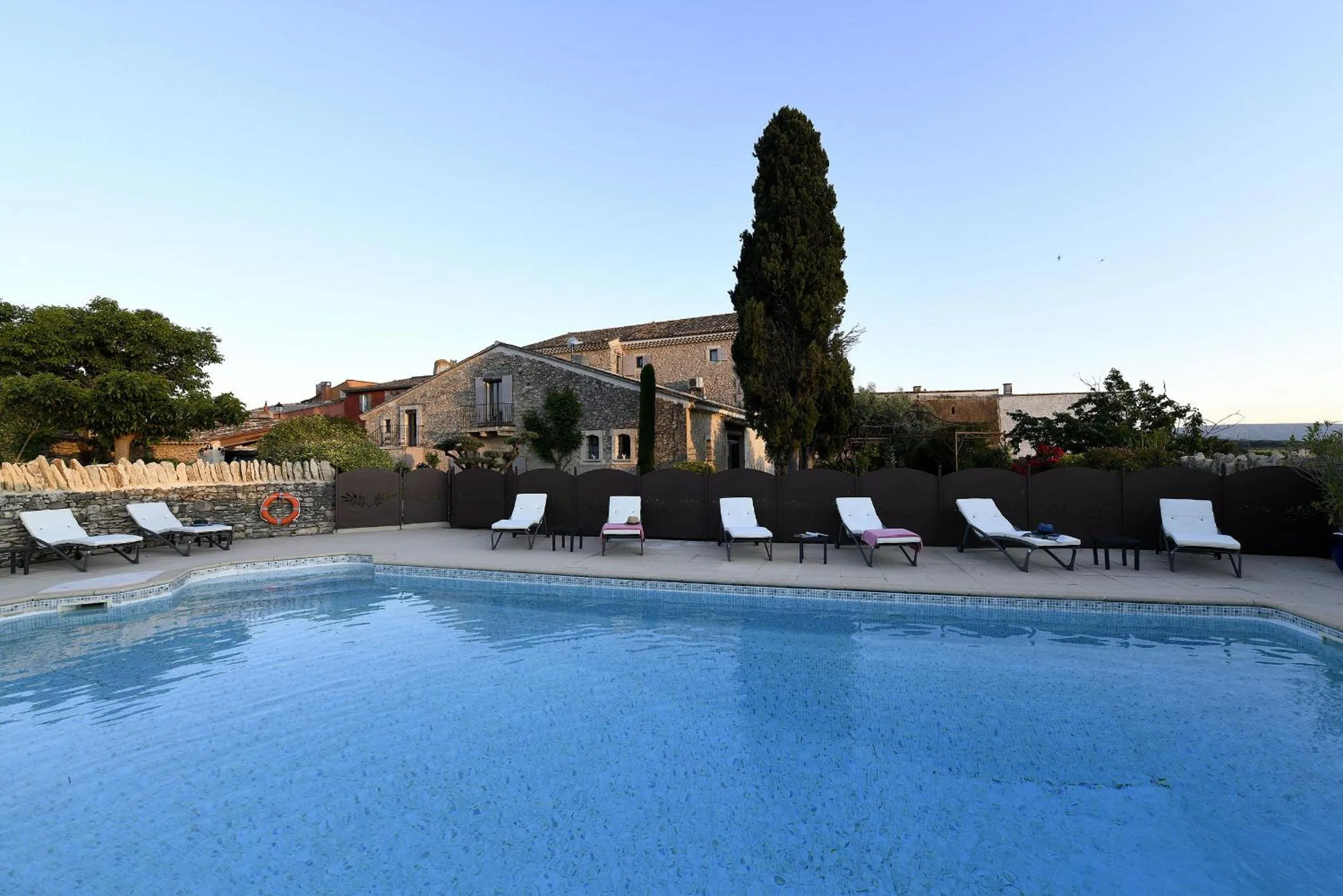 Pool view in Bastide des Demoiselles
