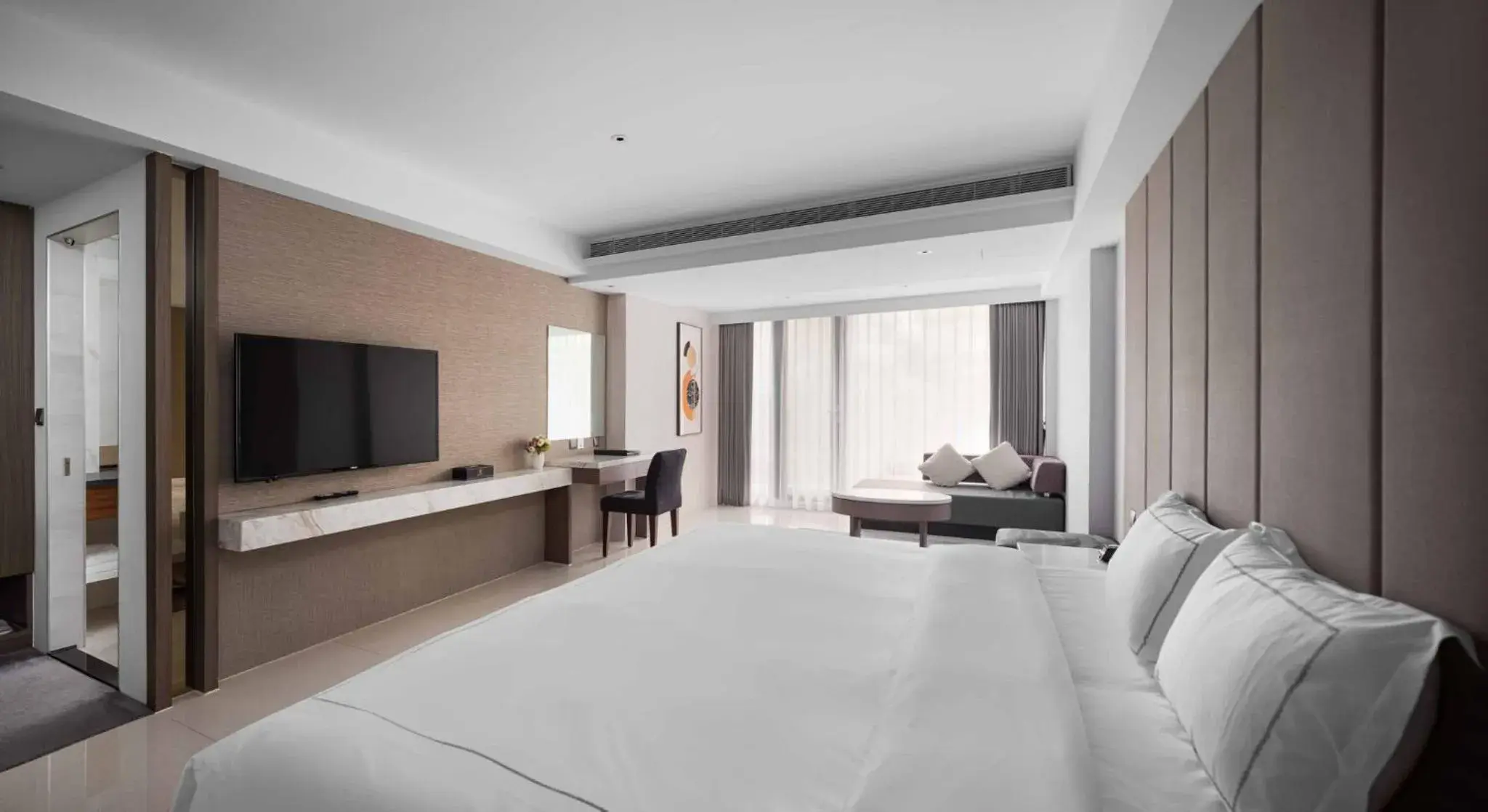 Photo of the whole room, Bed in Gamalan Spring Hotel Photo of the whole room, Bed in Gamalan Spring Hotel