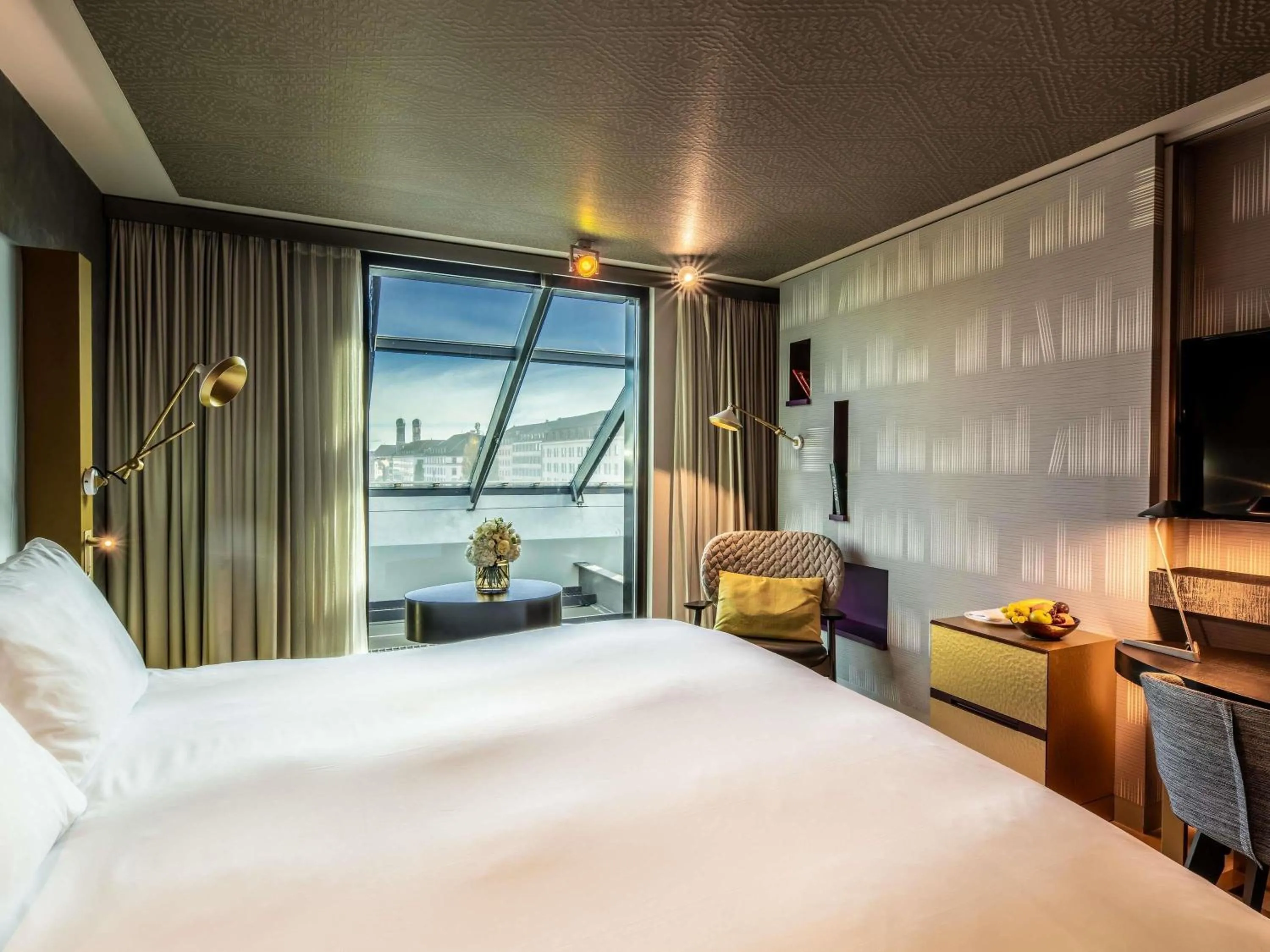 Bedroom, Bed in Sofitel Munich Bayerpost