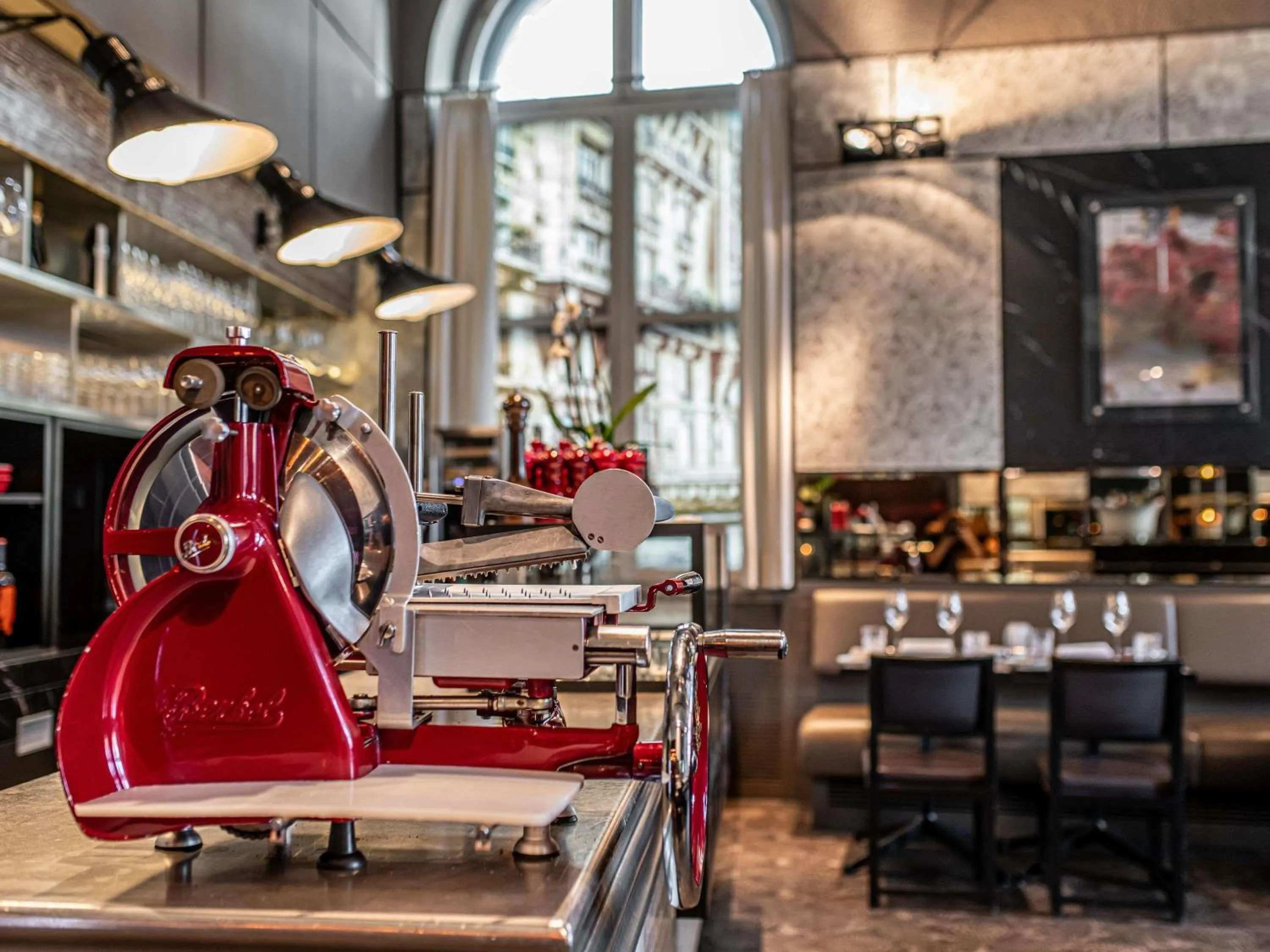 Restaurant/places to eat in Sofitel Munich Bayerpost