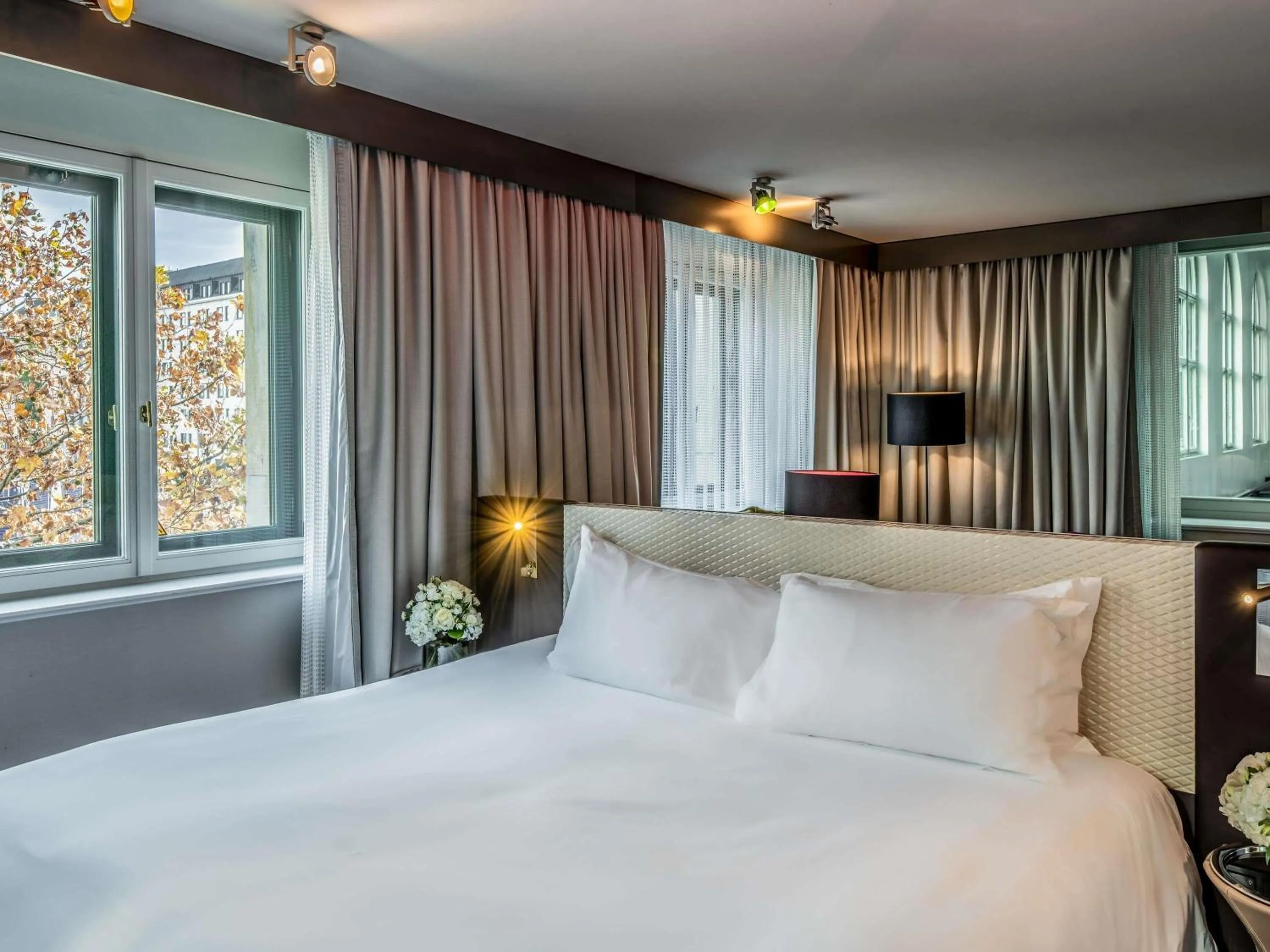 Bedroom, Bed in Sofitel Munich Bayerpost