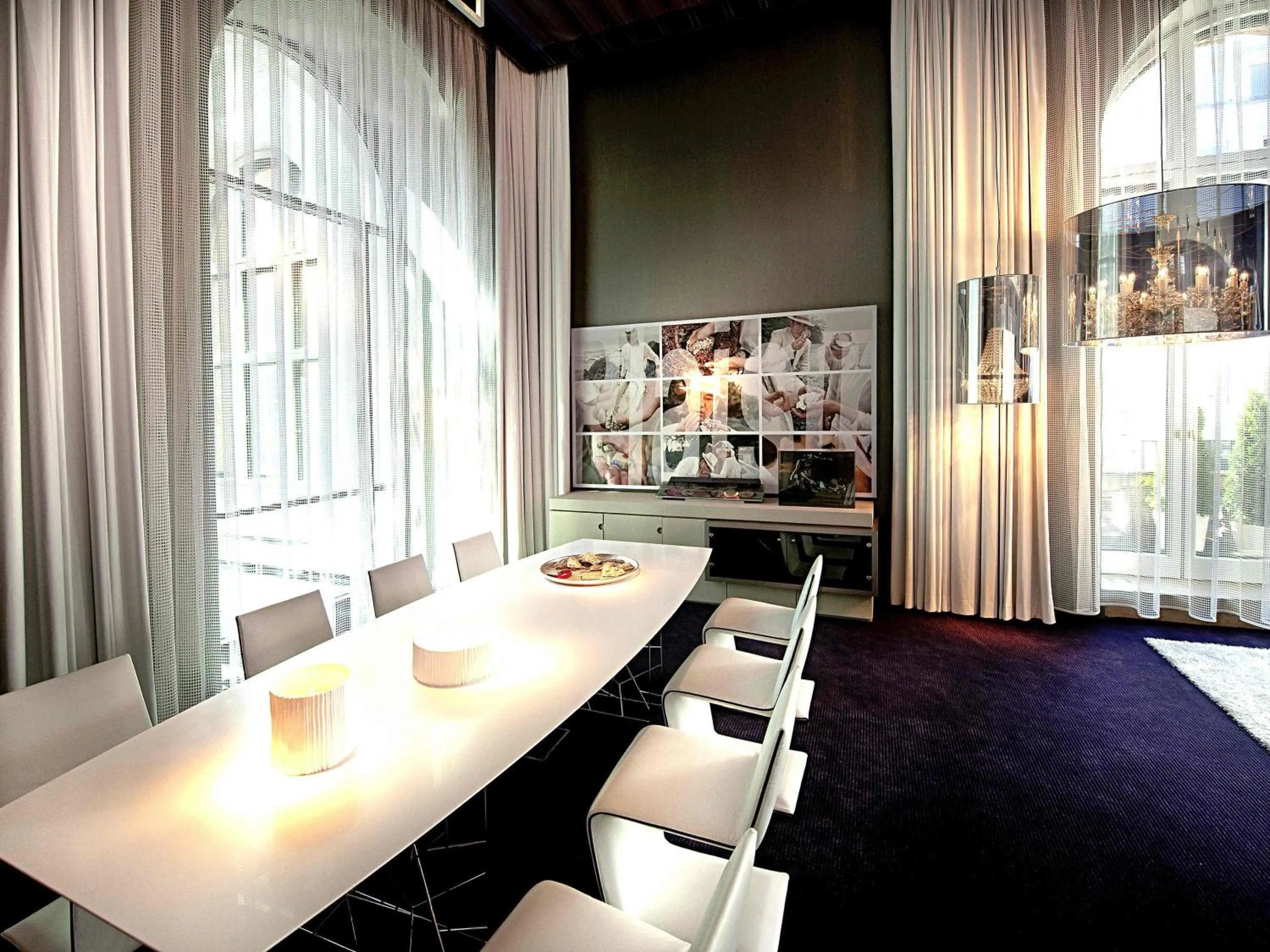 Bedroom in Sofitel Munich Bayerpost