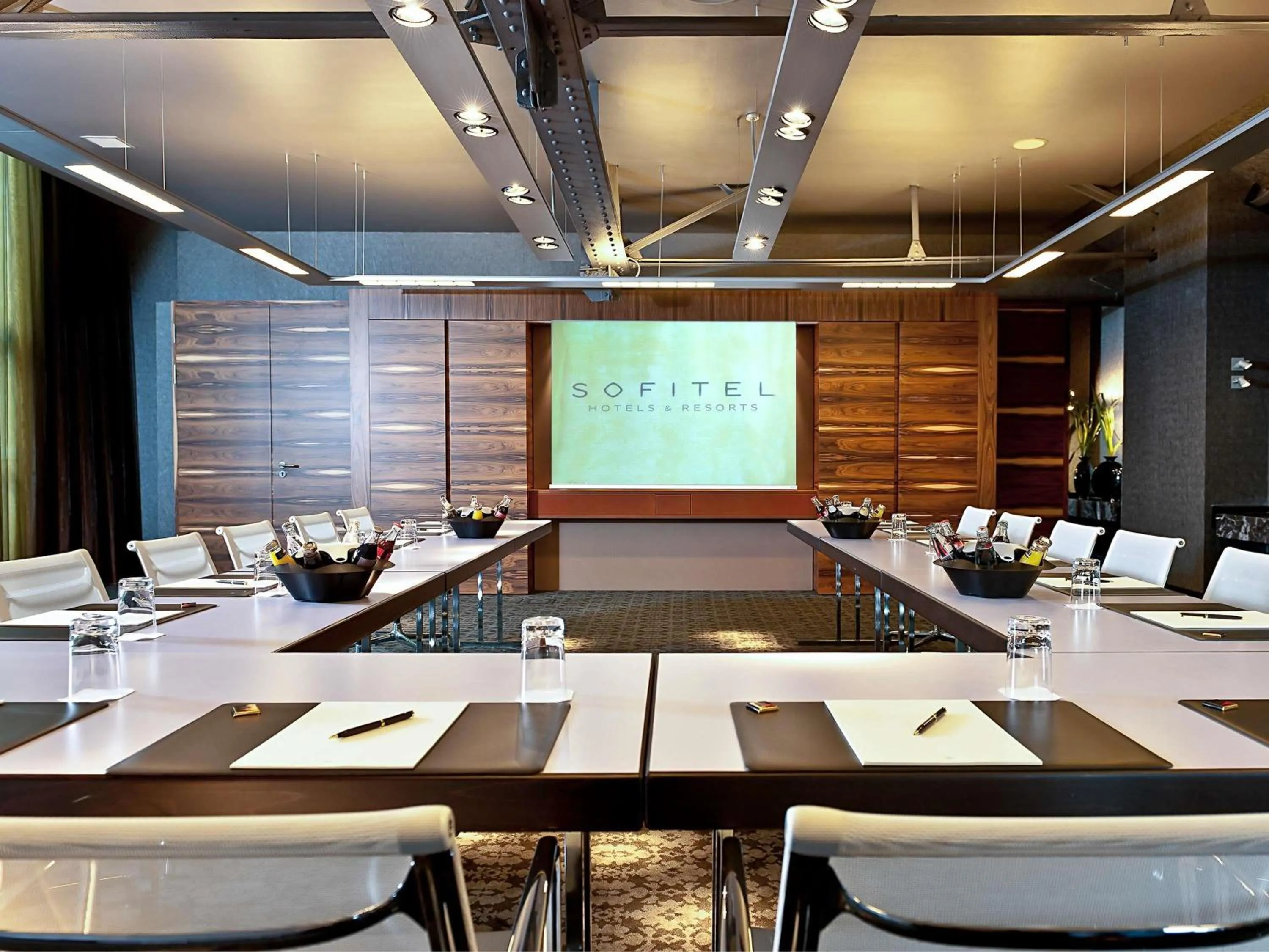 Meeting/conference room in Sofitel Munich Bayerpost