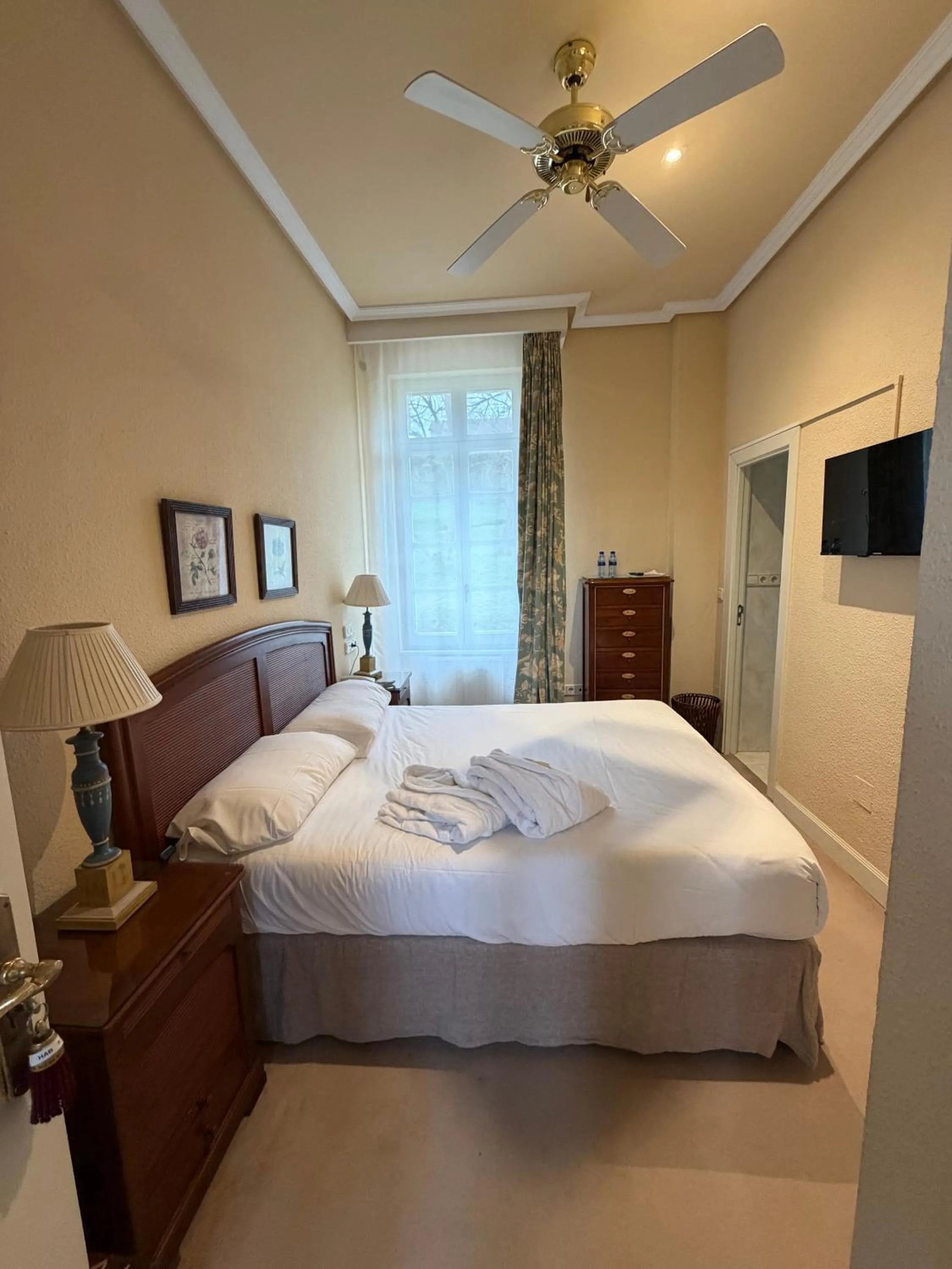 Bed in Hotel Palacio de las Nieves