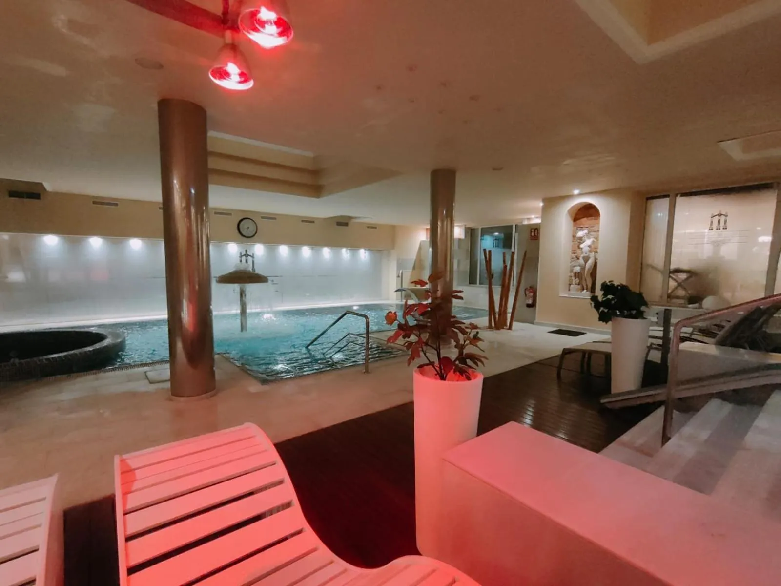 Spa and wellness centre/facilities in Hotel Arcea Palacio de las Nieves