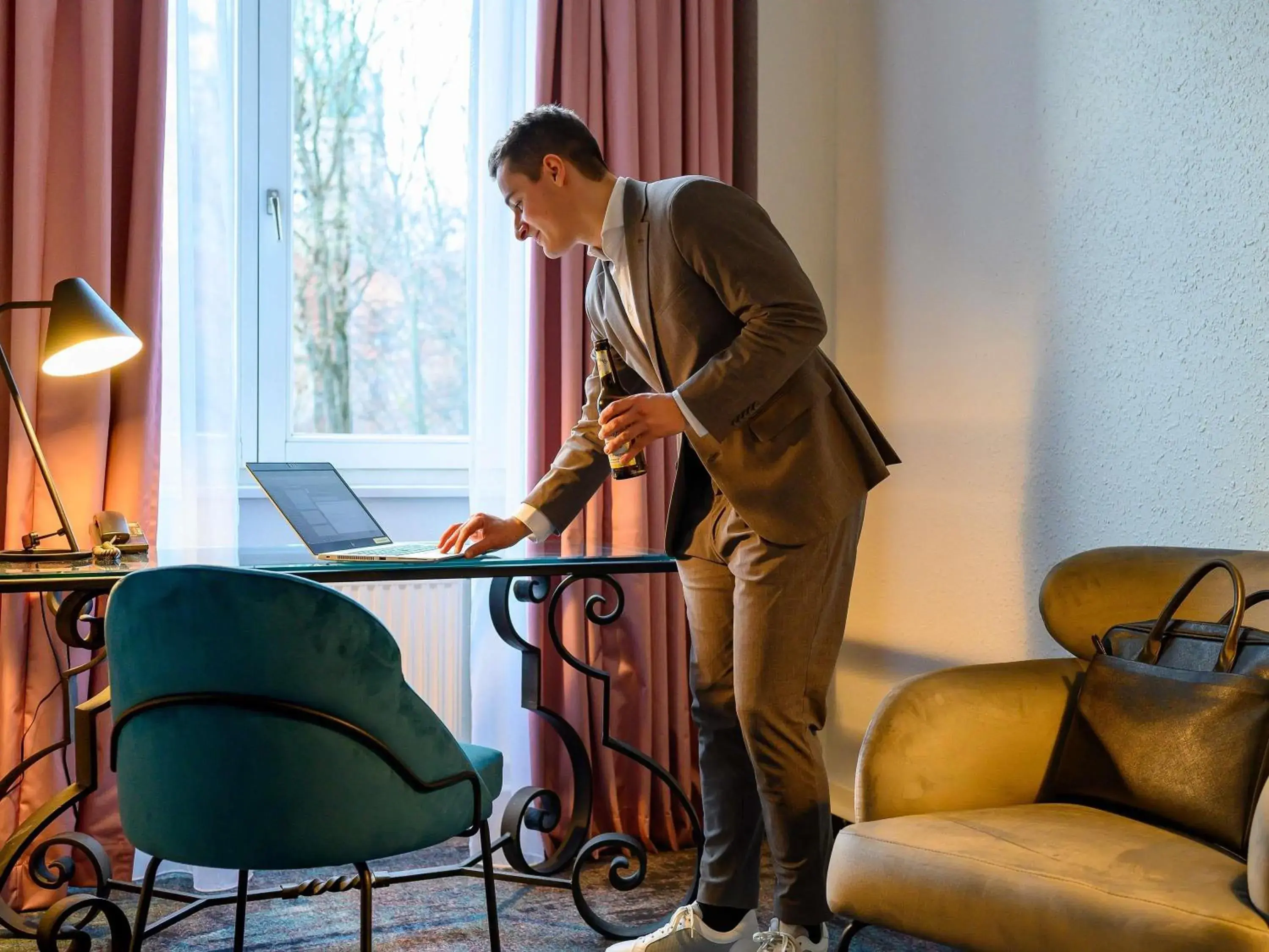 Bedroom in Mercure Hotel Hannover City Bedroom in Mercure Hotel Hannover City