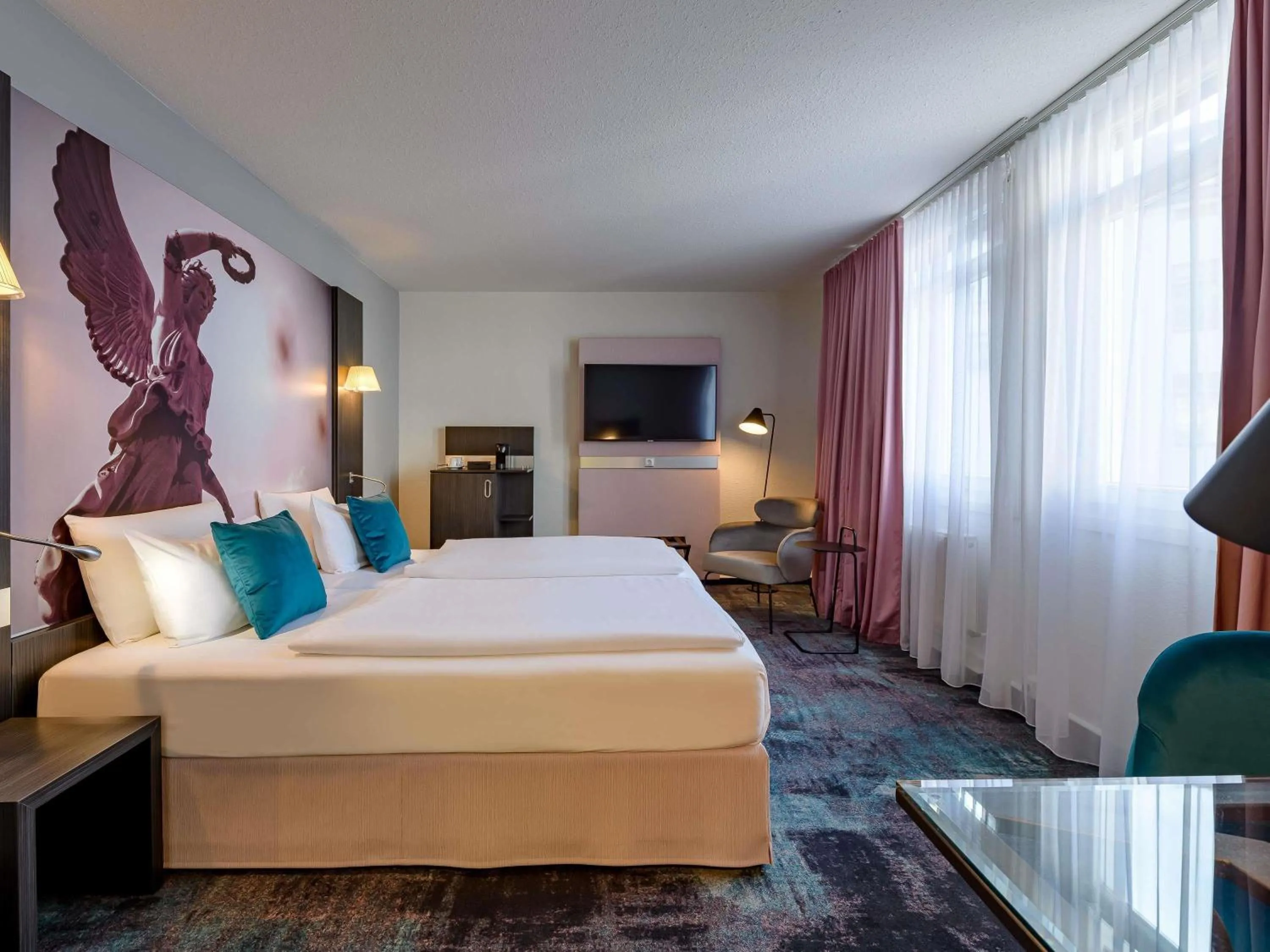 Bedroom, Bed in Mercure Hotel Hannover City