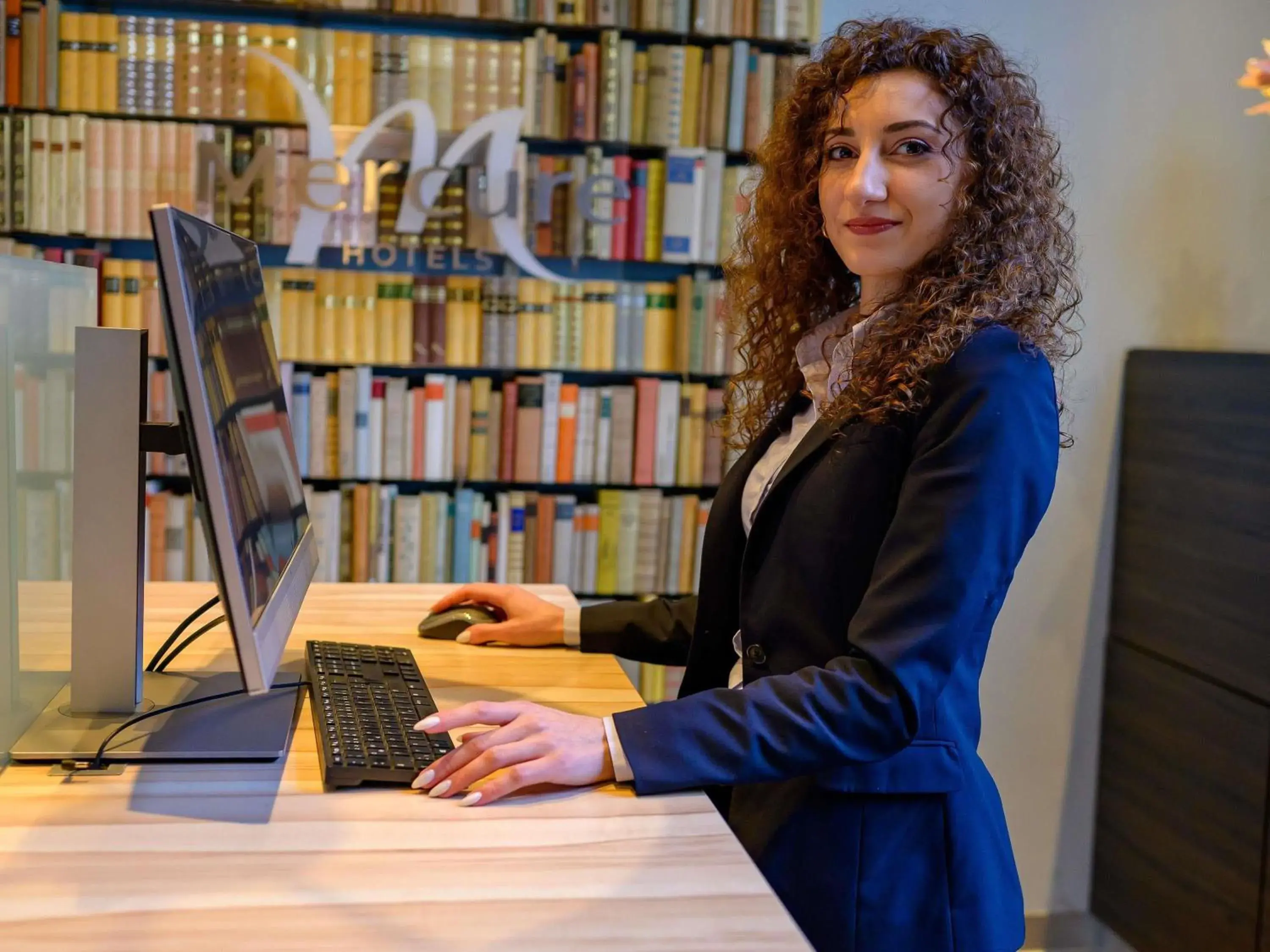 Property building in Mercure Hotel Hannover City Property building in Mercure Hotel Hannover City