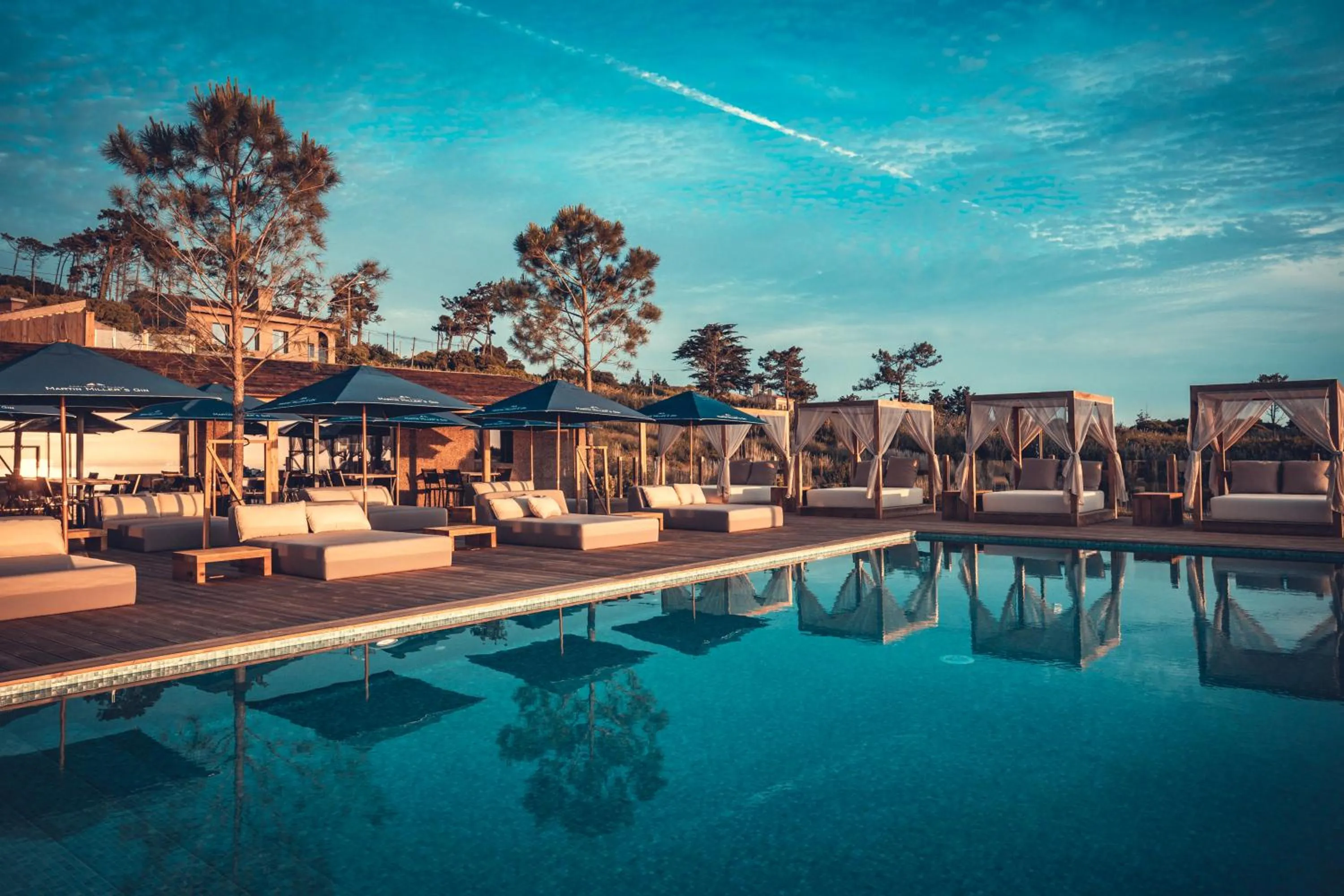 Swimming pool in Charm Nature