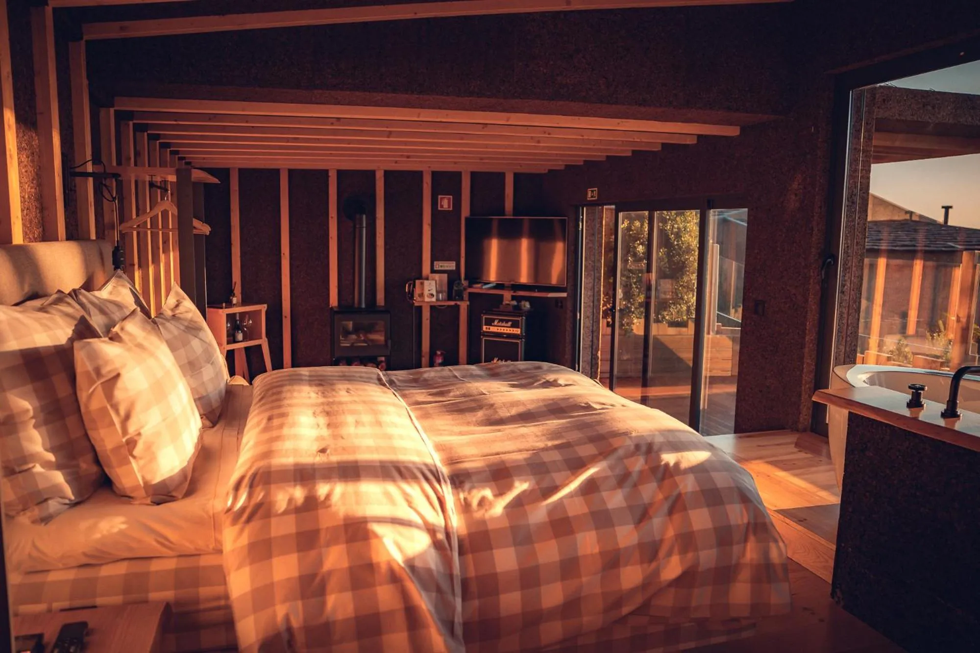 Photo of the whole room, Bed in Charm Nature