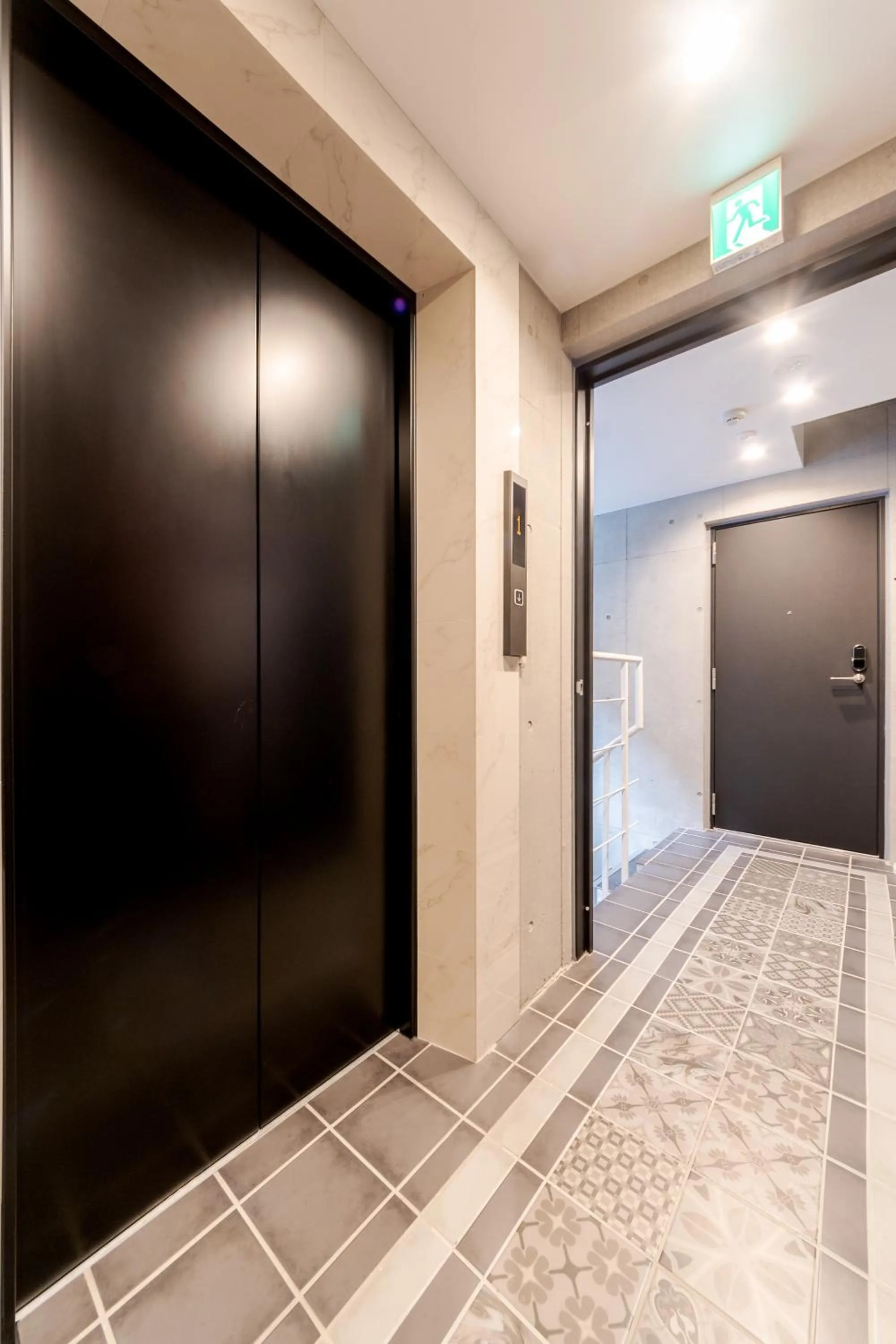 Area and facilities in Space F Yoyogi