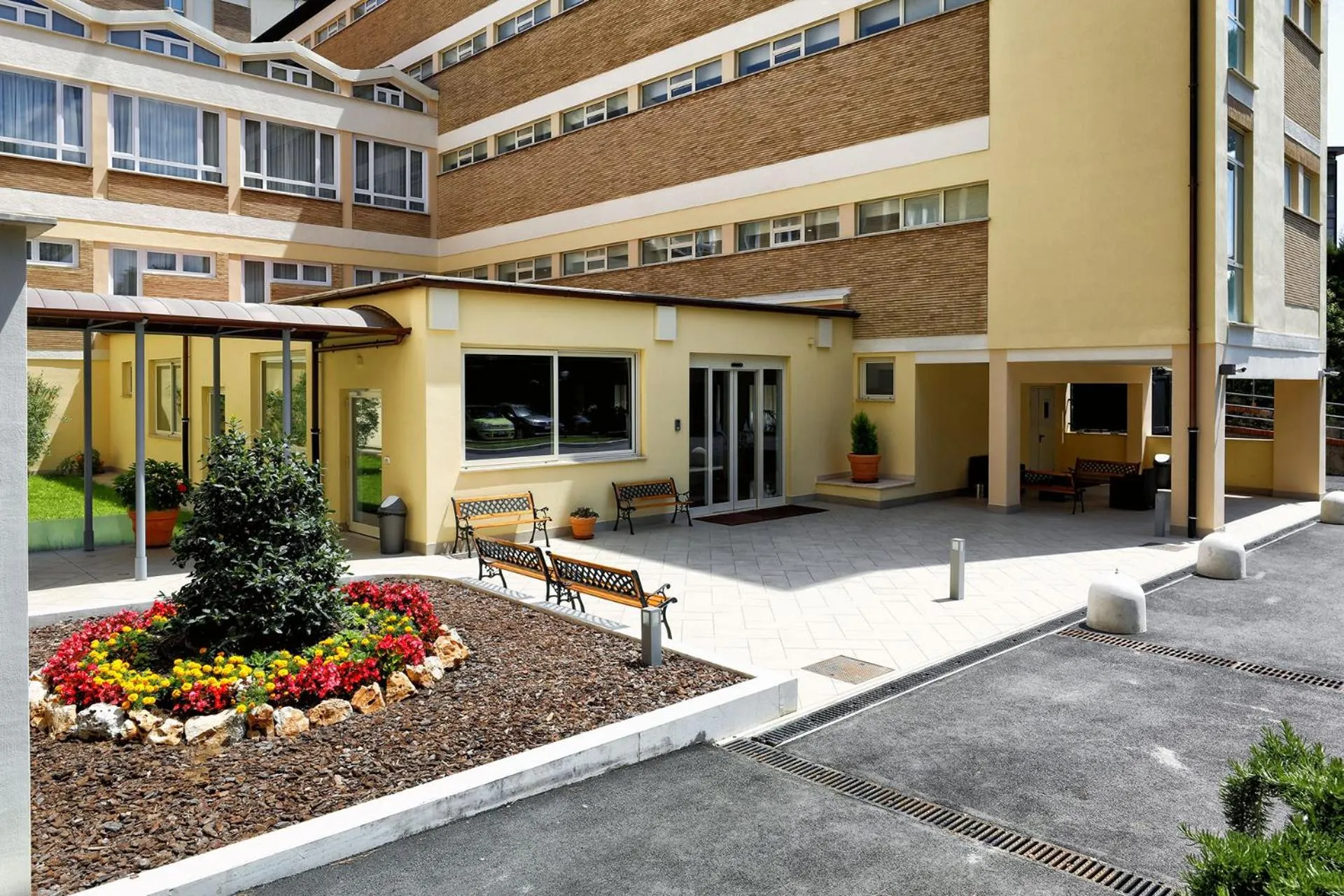 Facade/entrance in Casa per Ferie San Juan de Ávila