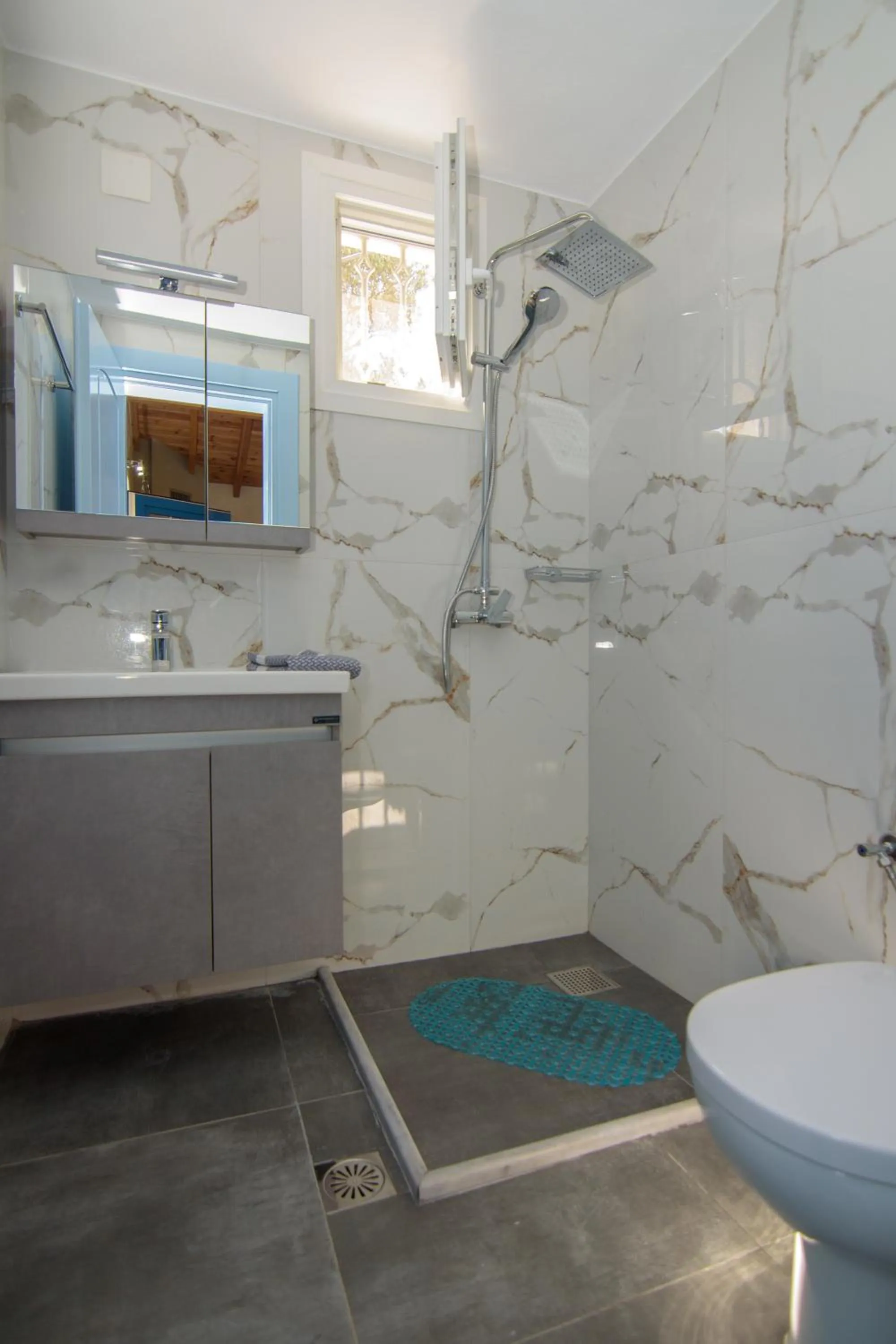 Anastasia Apartments