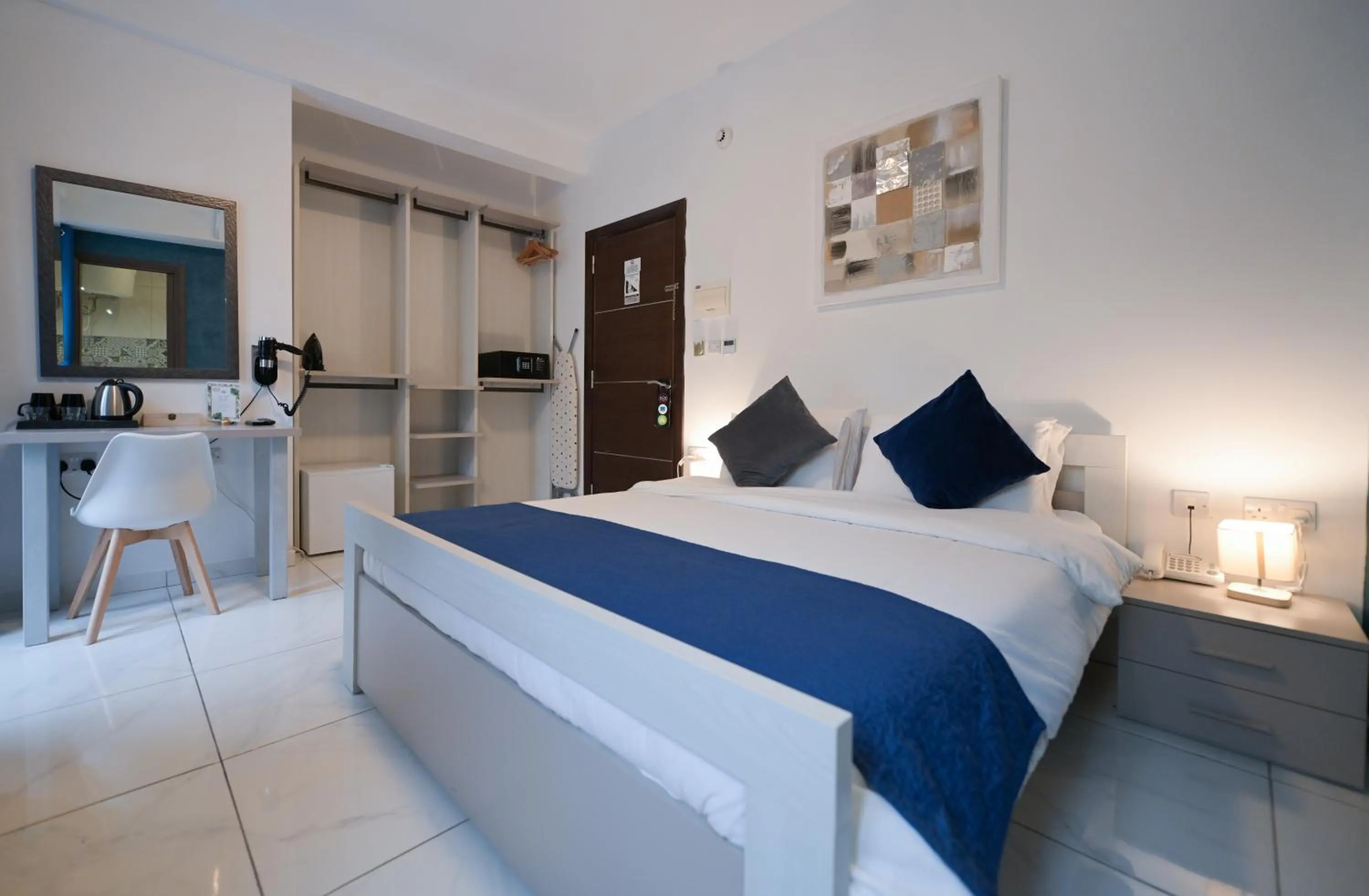 Bed in The Exiles Hotel