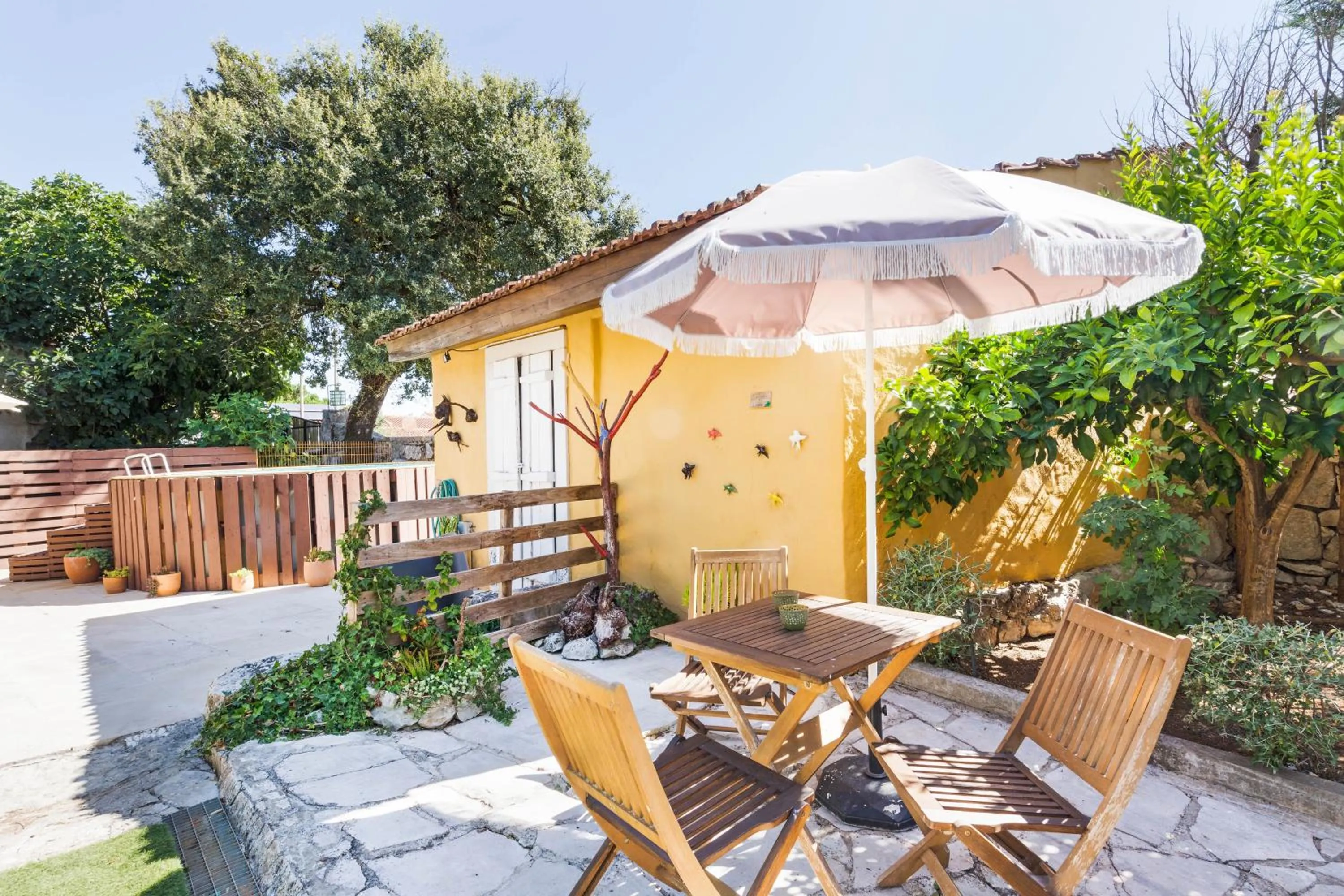 Patio in Refúgio das Artes Guesthouse