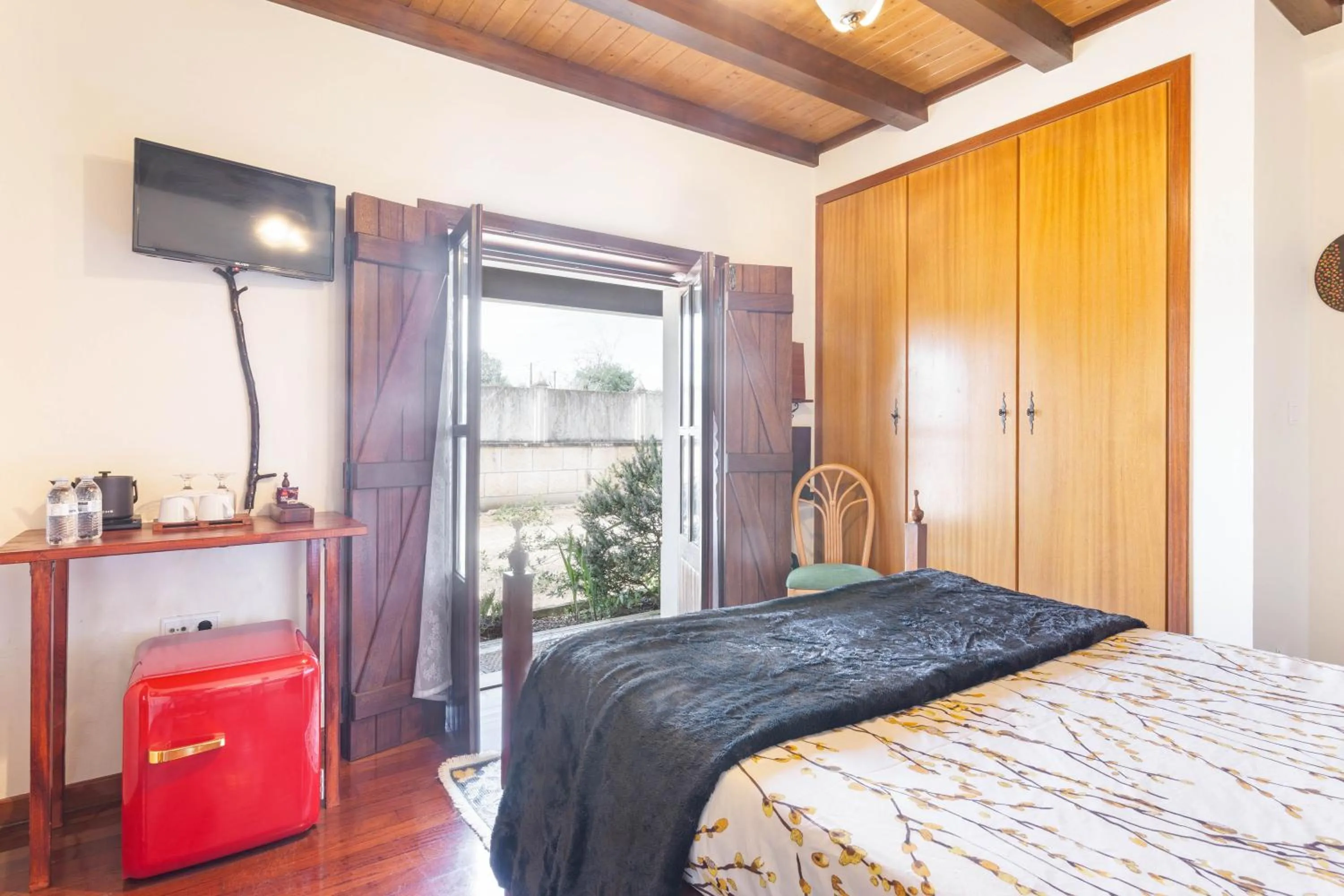 Bedroom, Bed in Refúgio das Artes Guesthouse