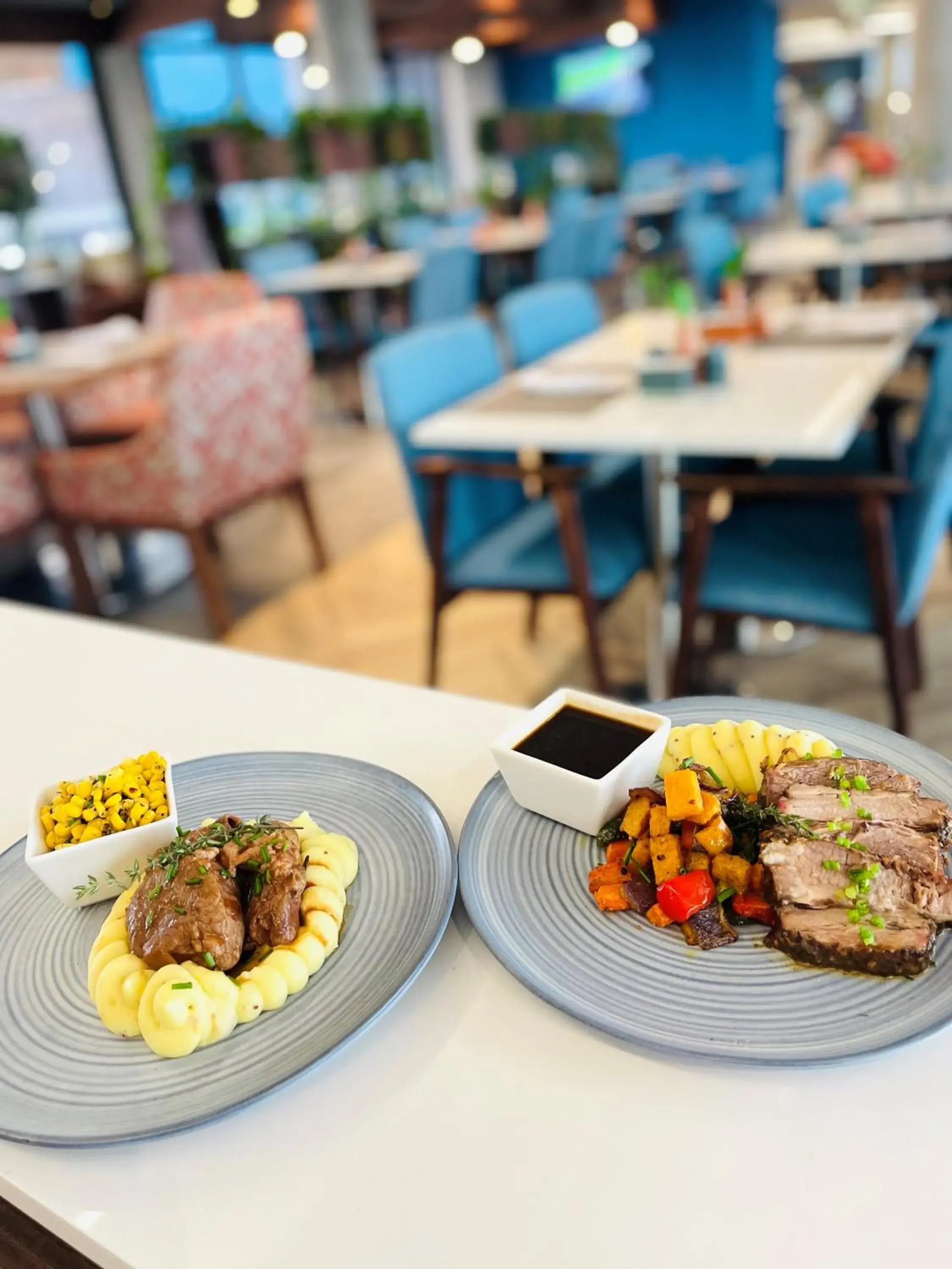 Restaurant/places to eat in Town Lodge Umhlanga Restaurant/places to eat in Town Lodge Umhlanga