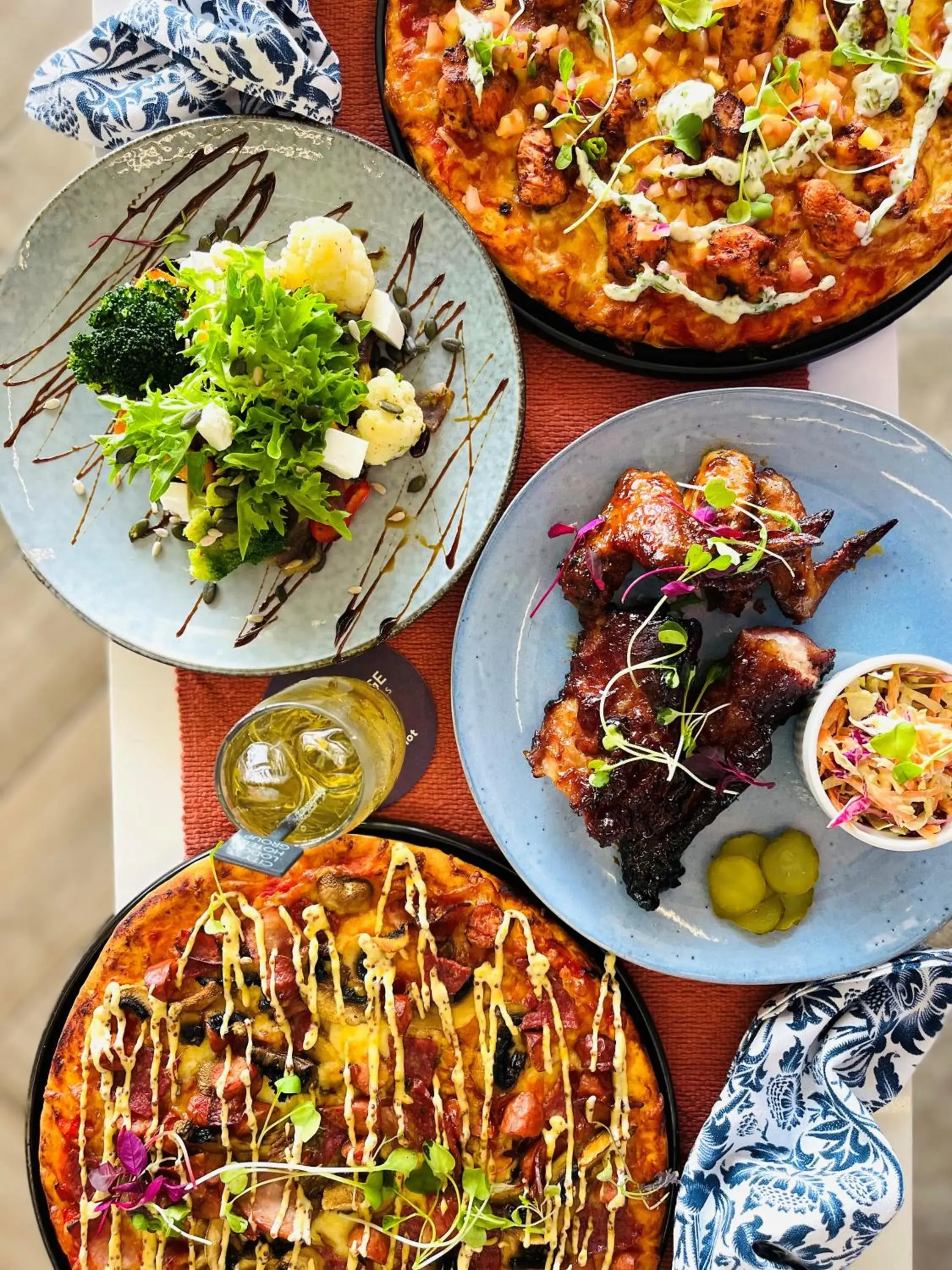 Restaurant/places to eat in Town Lodge Umhlanga Restaurant/places to eat in Town Lodge Umhlanga