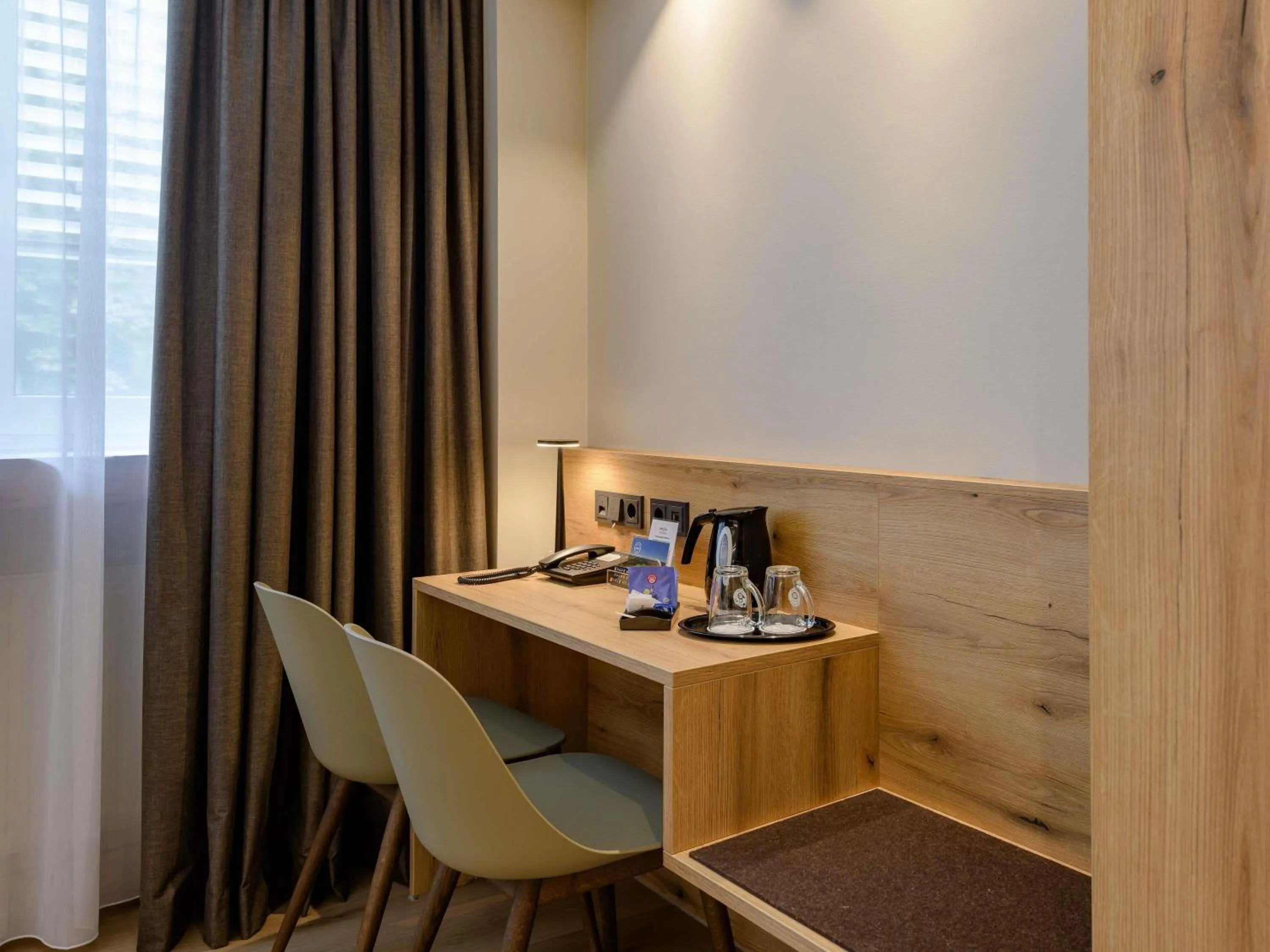 Bedroom in Mercure Hotel München Altstadt