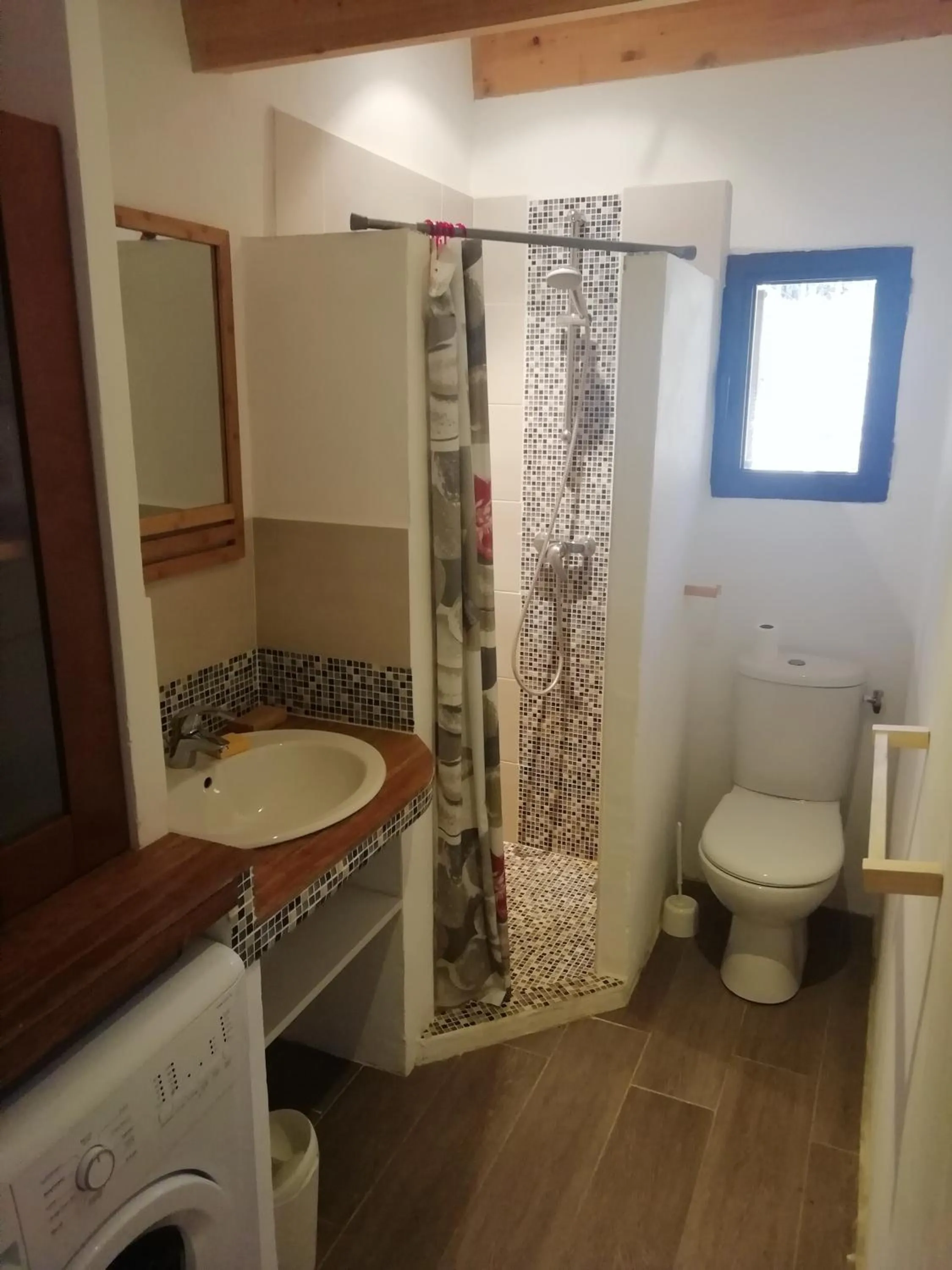 Toilet in Clos Olivella