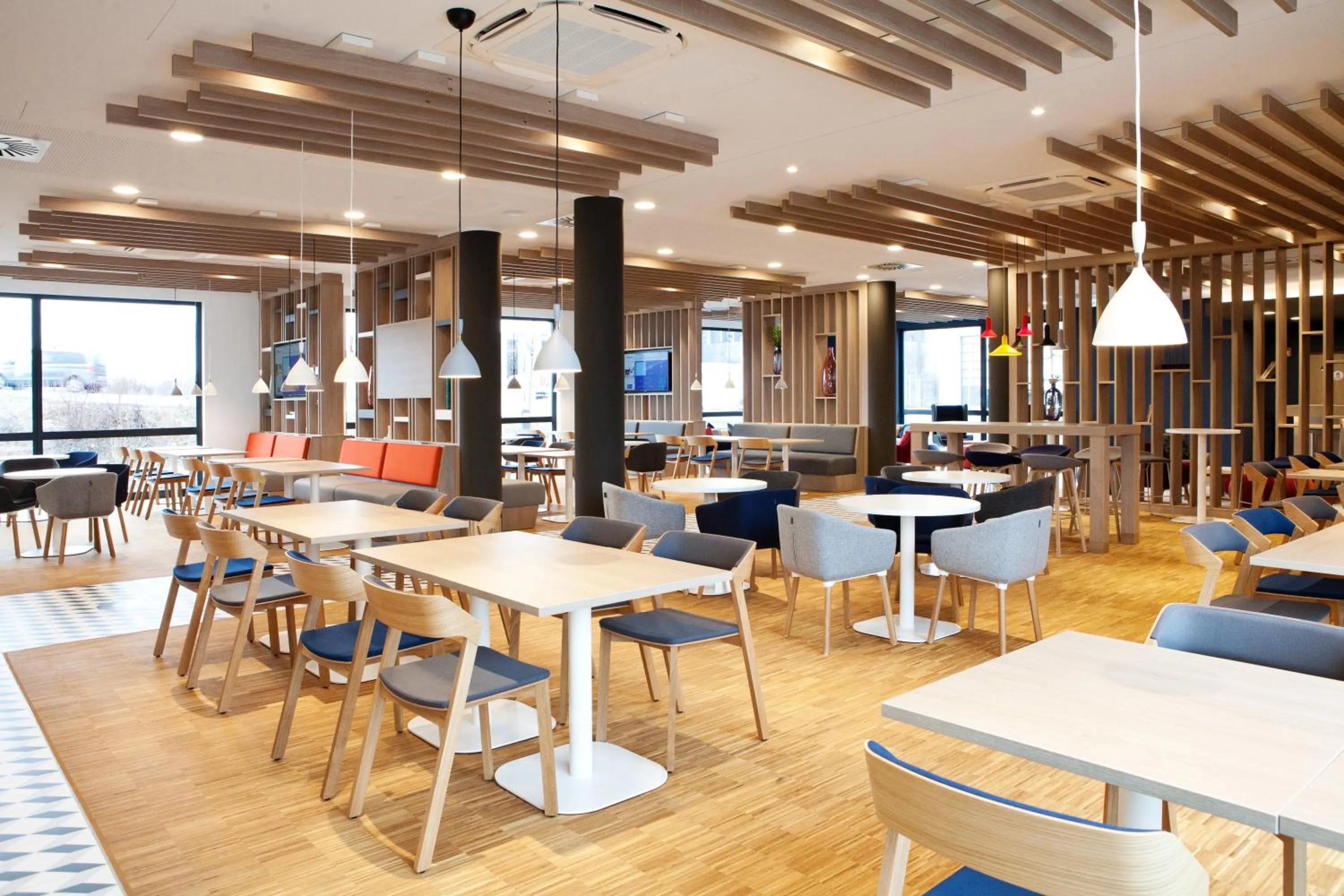 Restaurant/places to eat in Holiday Inn Express Munich - Olching by IHG