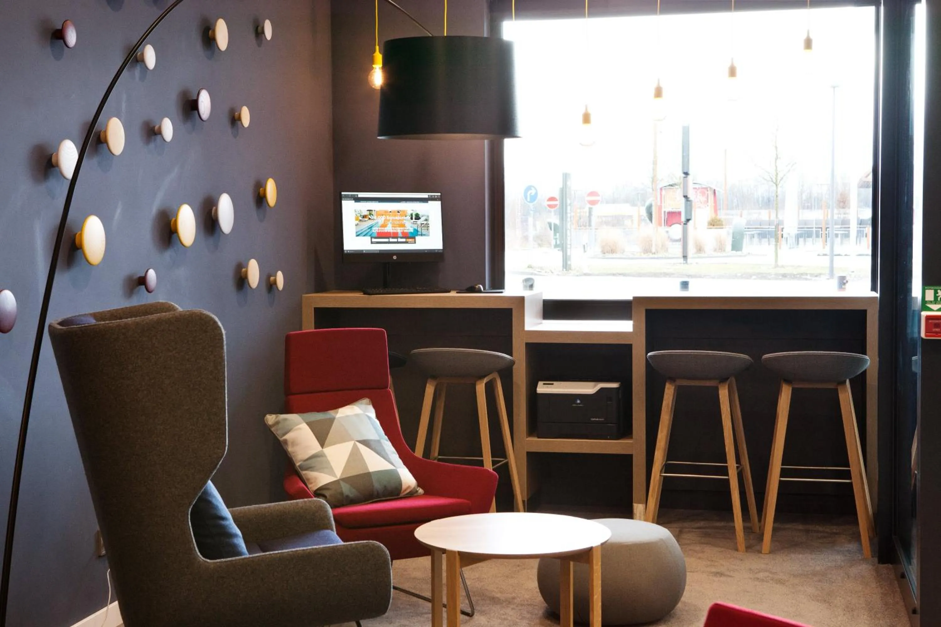 On-site shops in Holiday Inn Express Munich - Olching by IHG
