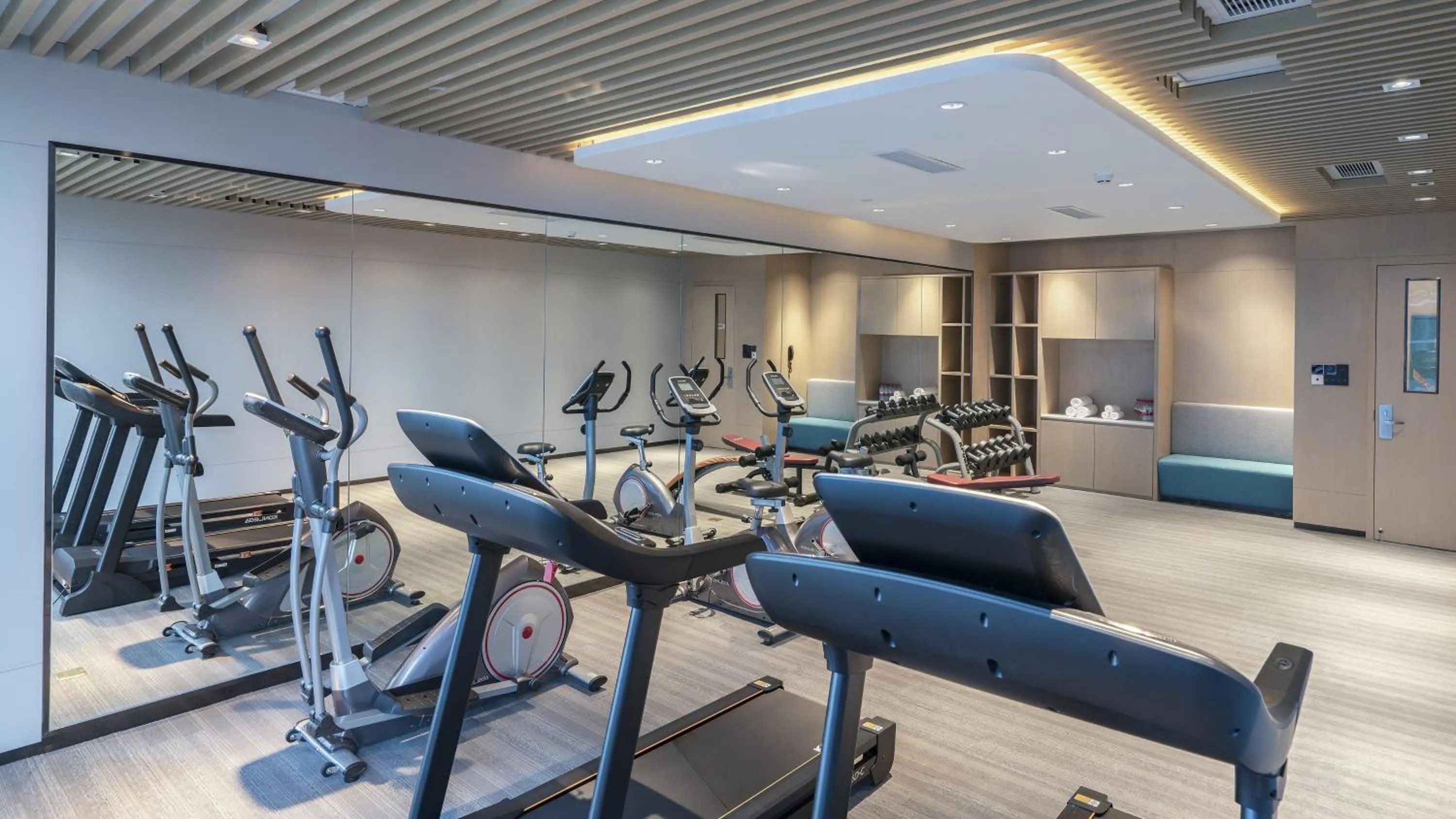 Spa and wellness centre/facilities in Holiday Inn Express Changsha Wuyi Plaza by IHG