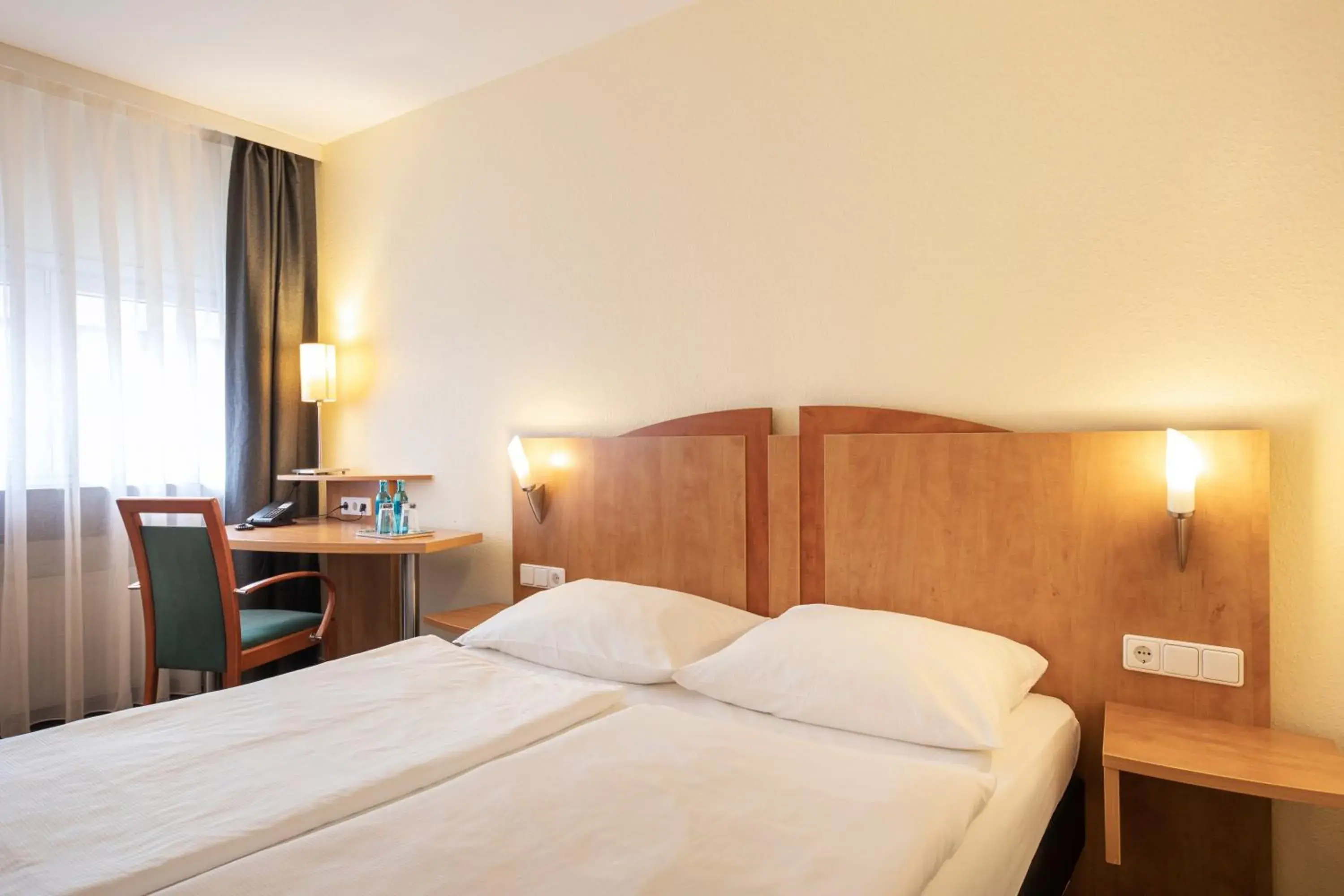 Comfort Double Room in ACHAT Hotel Braunschweig Comfort Double Room in ACHAT Hotel Braunschweig