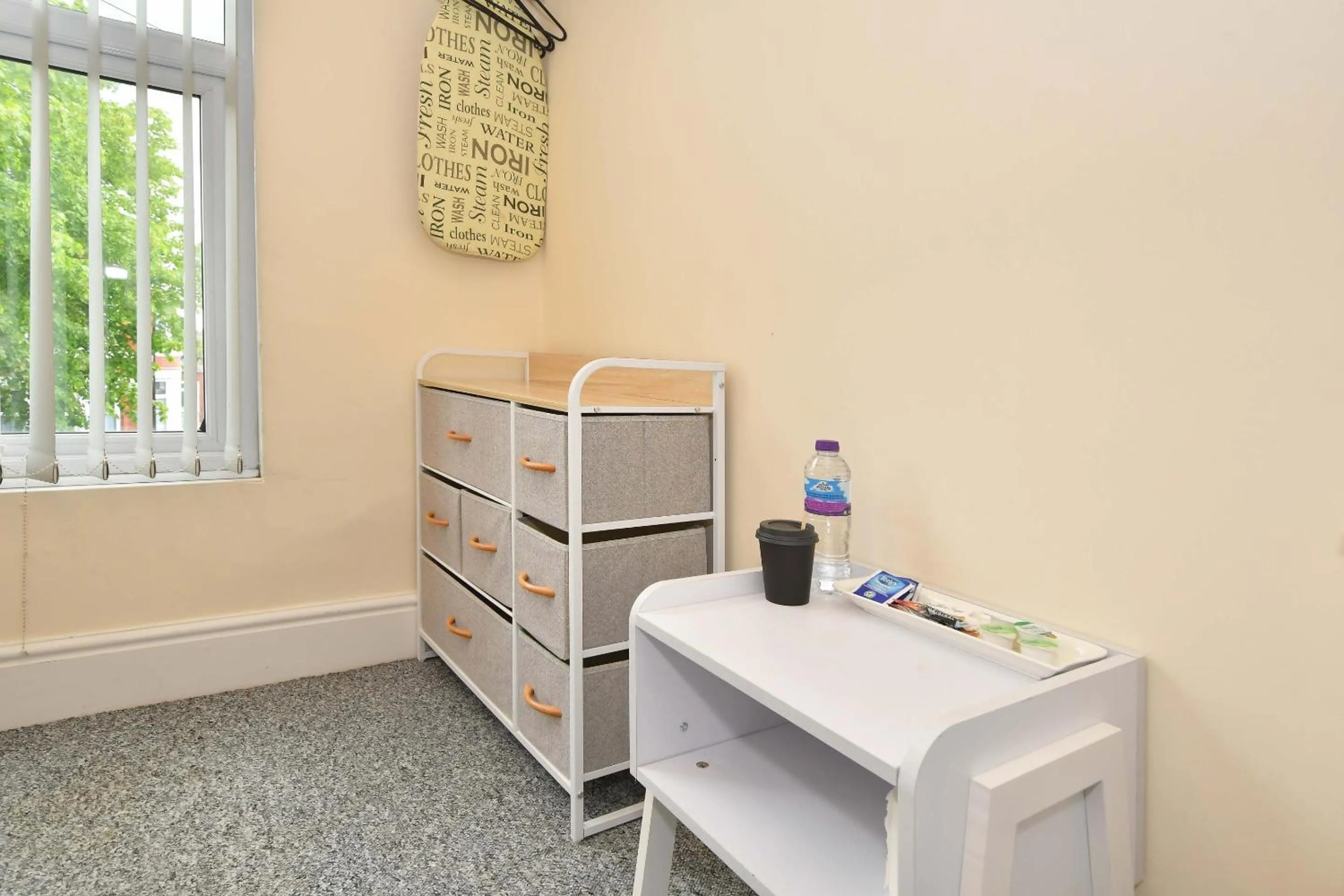 Bedroom in Townhouse @ 178 Ruskin Road Crewe