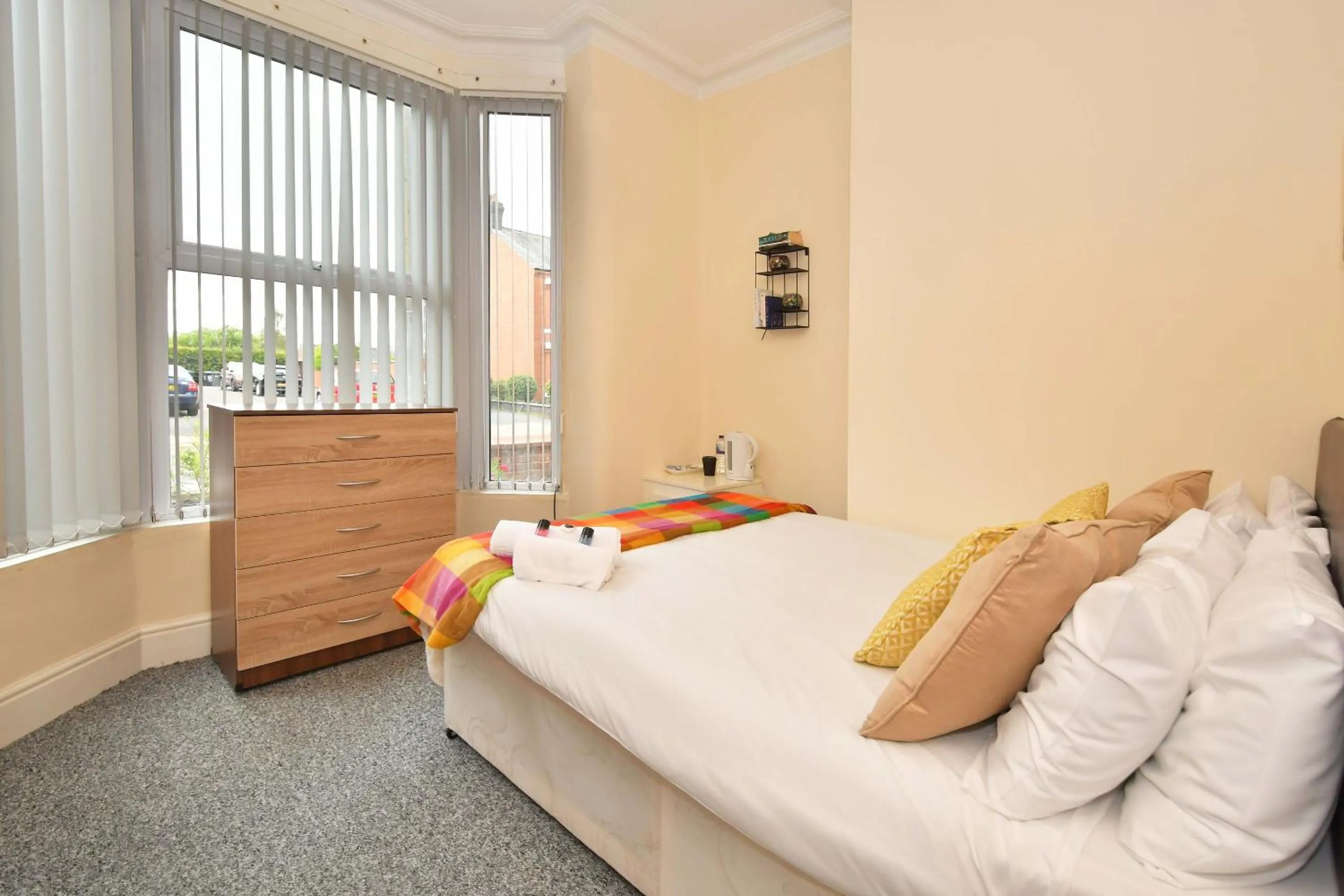 Bedroom, Bed in Townhouse @ 178 Ruskin Road Crewe