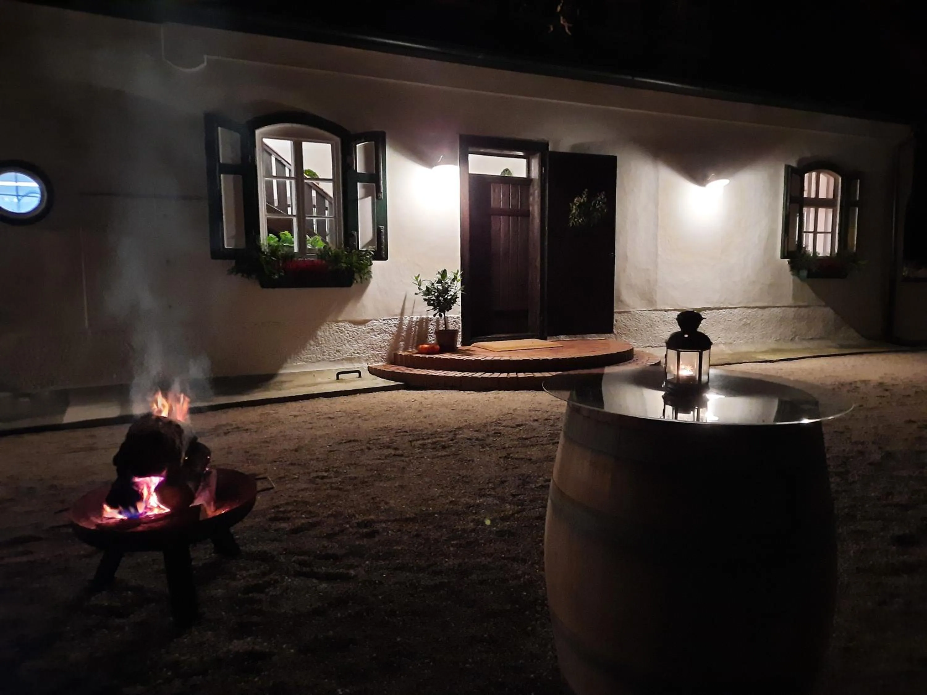 Facade/entrance in LANDSITZ OBERHOF petit hôtel
