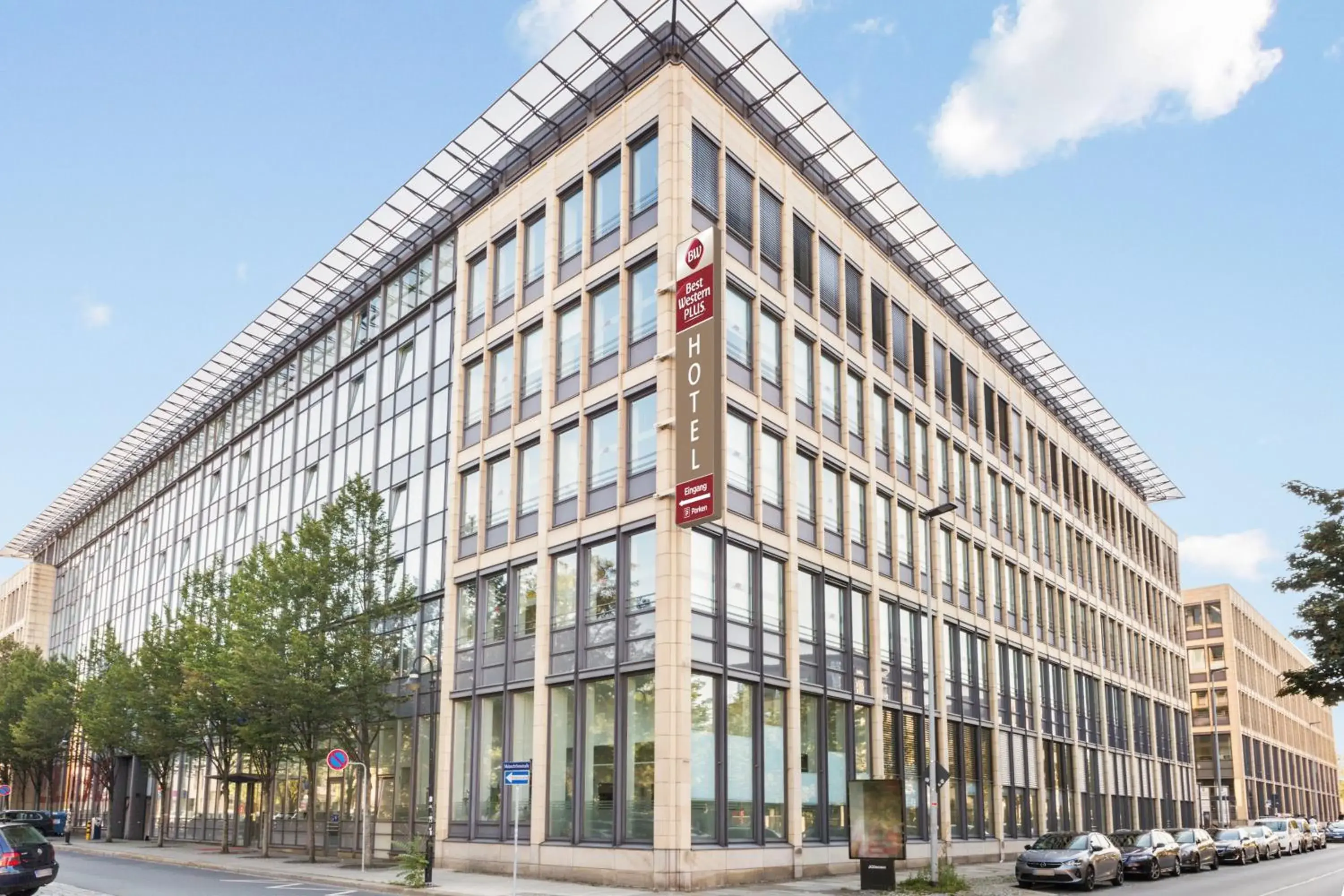 Property building in Park Inn by Radisson Dresden Property building in Park Inn by Radisson Dresden