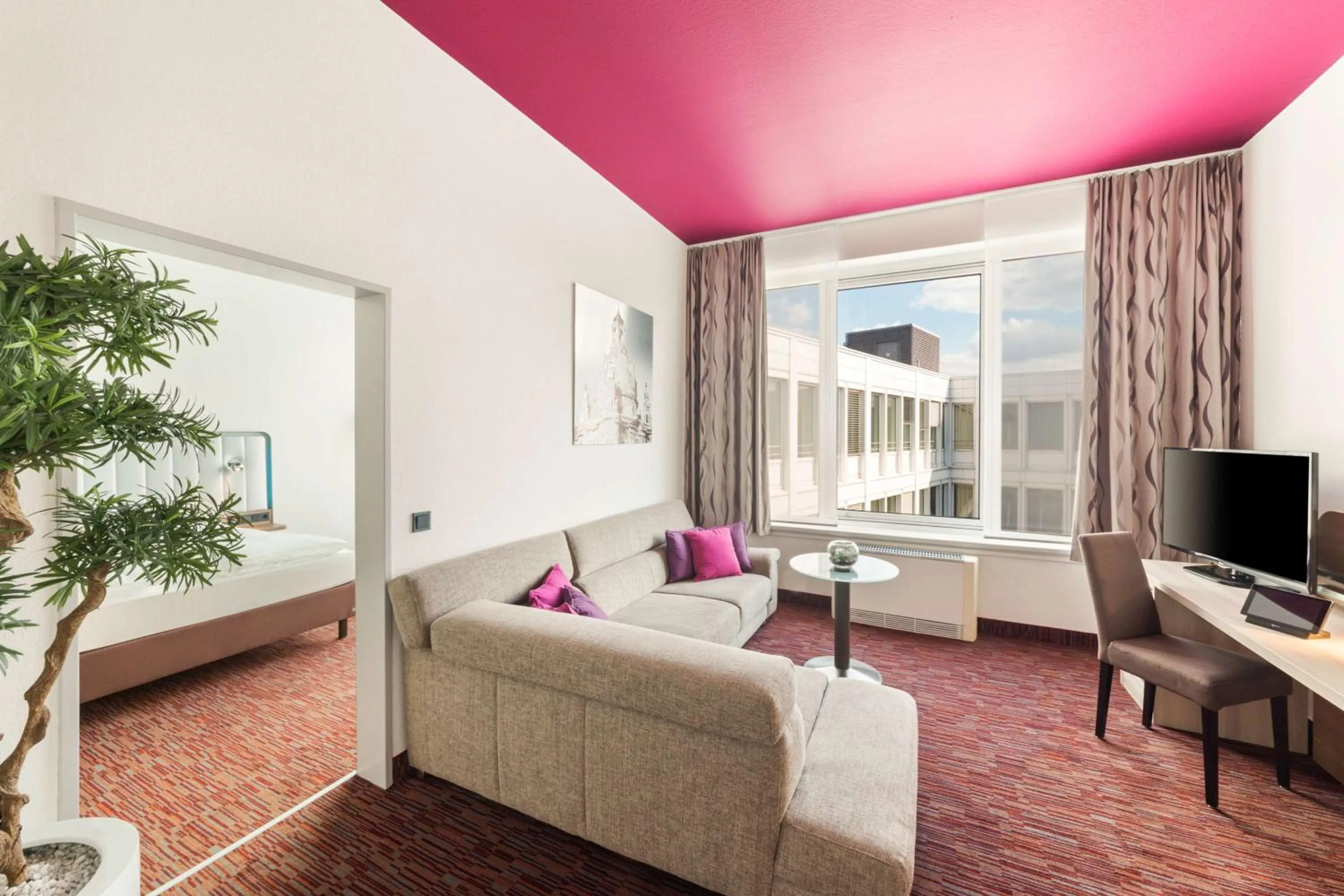 Bedroom in Park Inn by Radisson Dresden