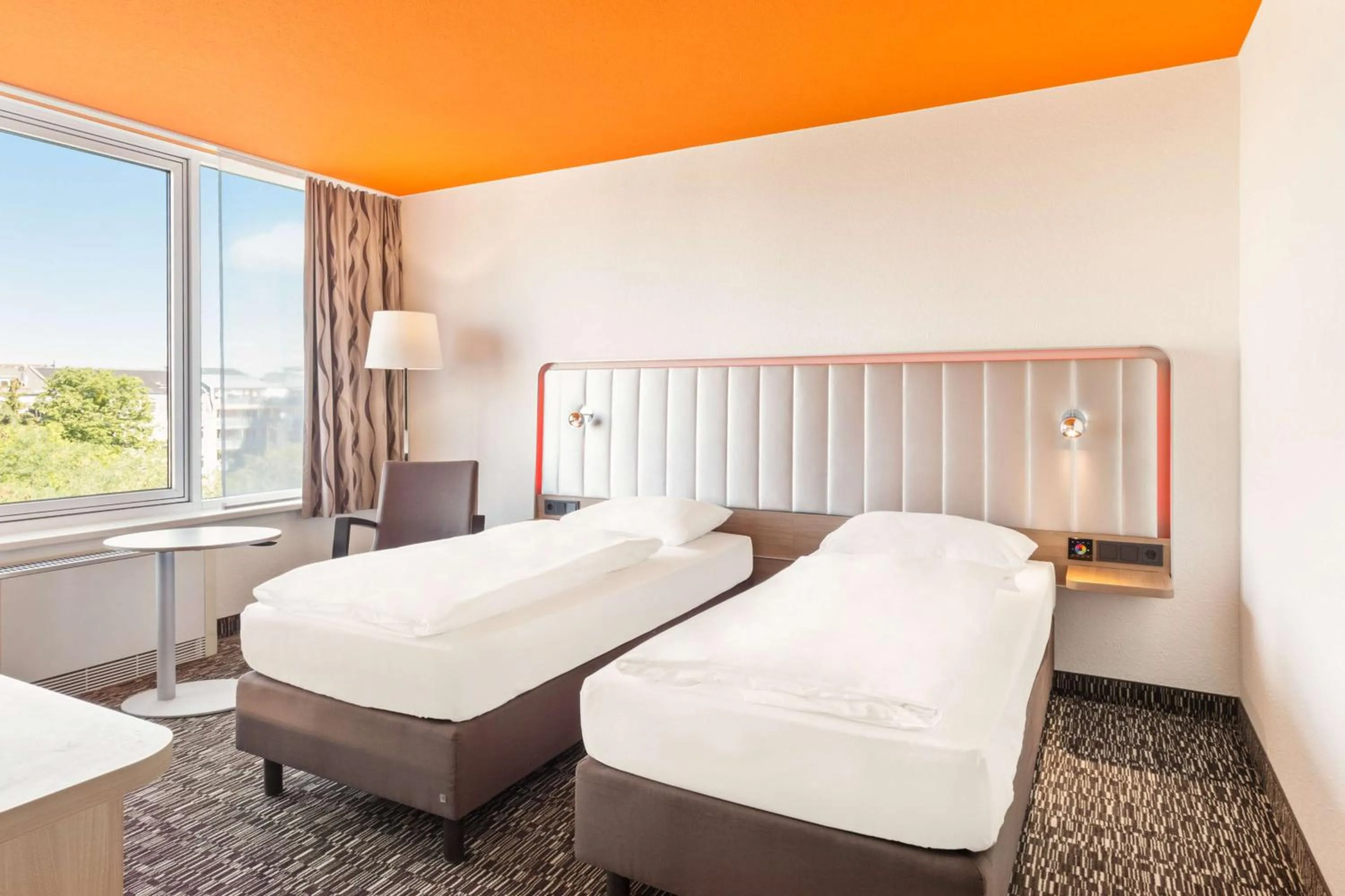 Bedroom, Bed in Park Inn by Radisson Dresden
