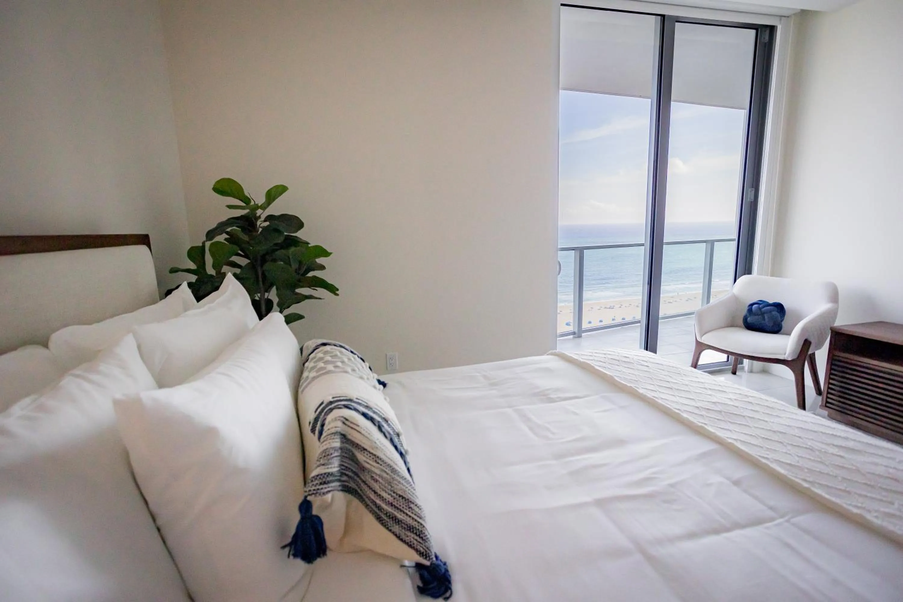 Bed in Amrit Ocean Resort & Residences Singer Island