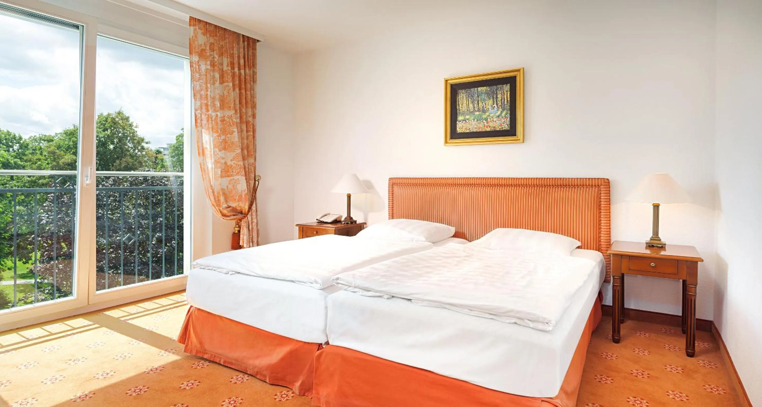 Bedroom, Bed in Victor's Residenz-Hotel Berlin Mitte