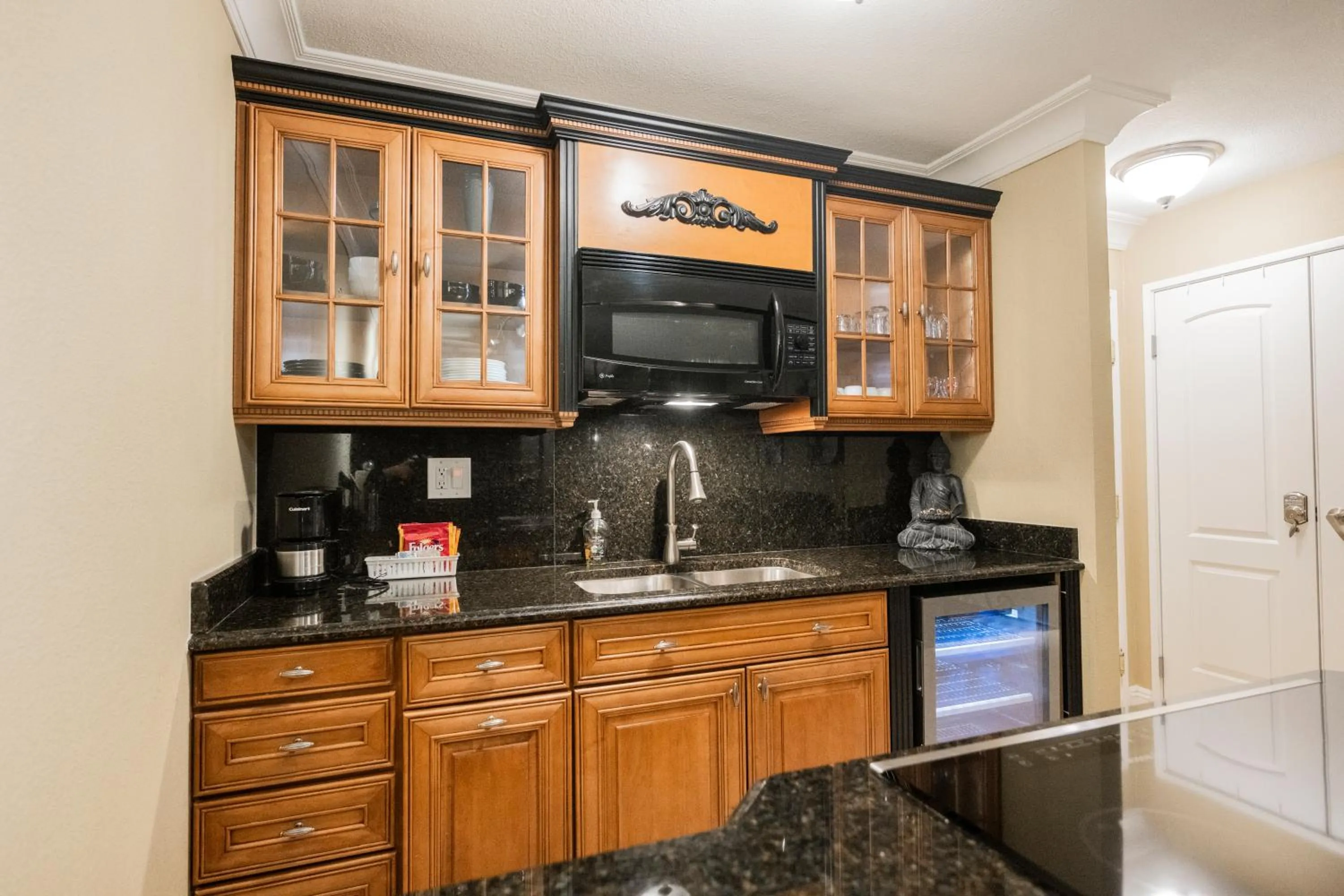 kitchen in StripViewSuites at Jockey Club