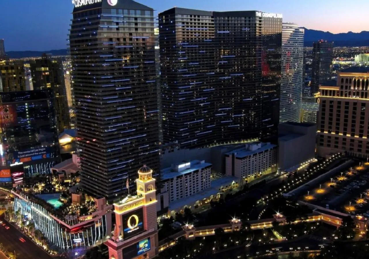 Property building in StripViewSuites at Jockey Club