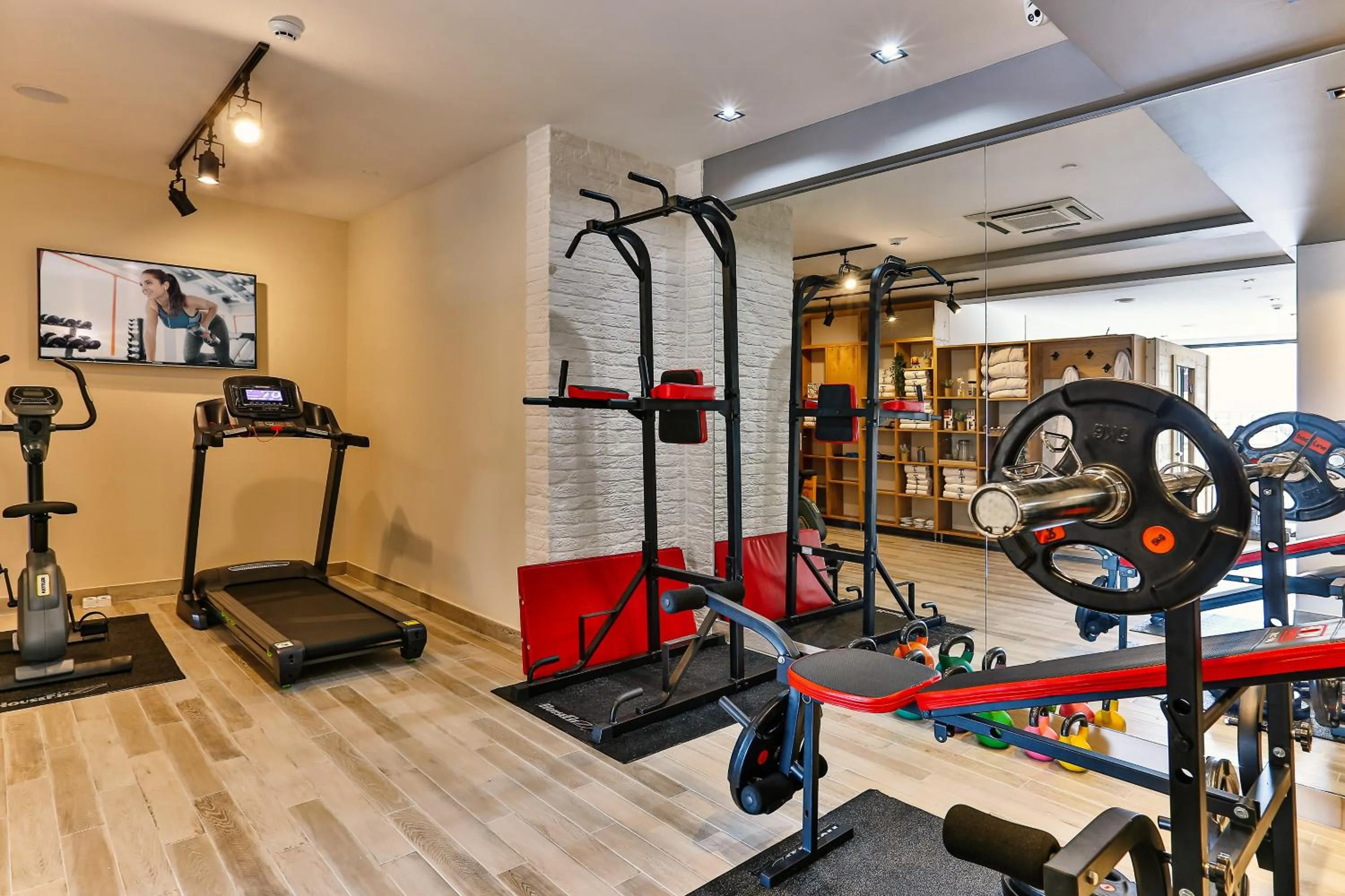 Fitness centre/facilities in Boutique Hotel Tate By Aycon