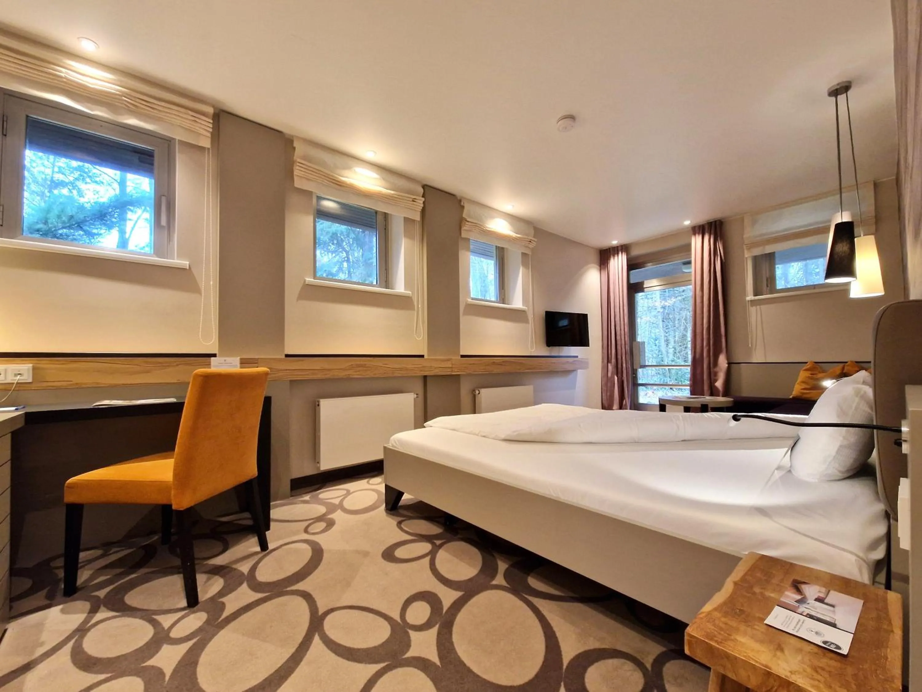 Photo of the whole room, Bed in Ringhotel Schorfheide I Waldresort Werbellinsee