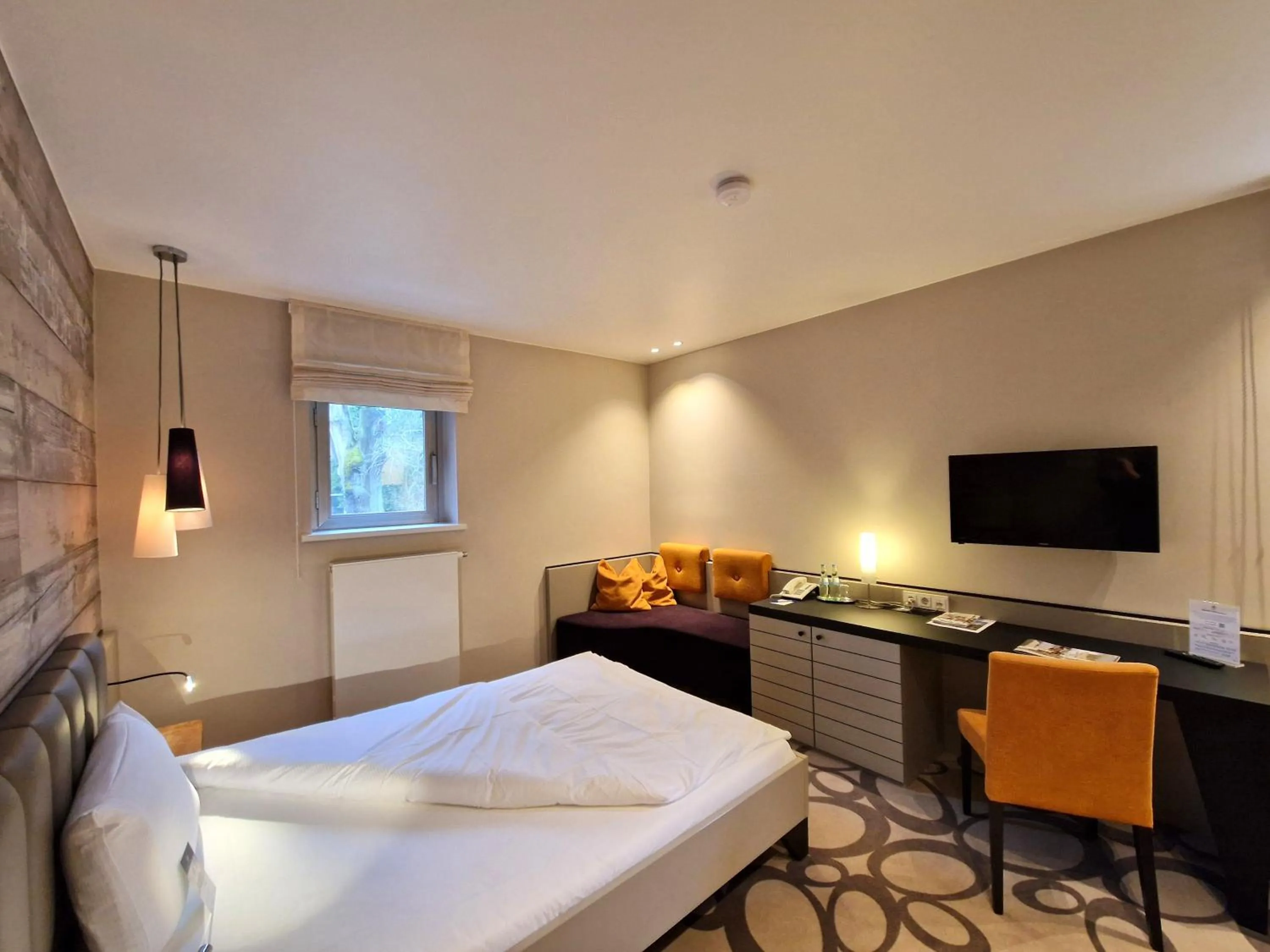 Photo of the whole room, Bed in Ringhotel Schorfheide I Waldresort Werbellinsee