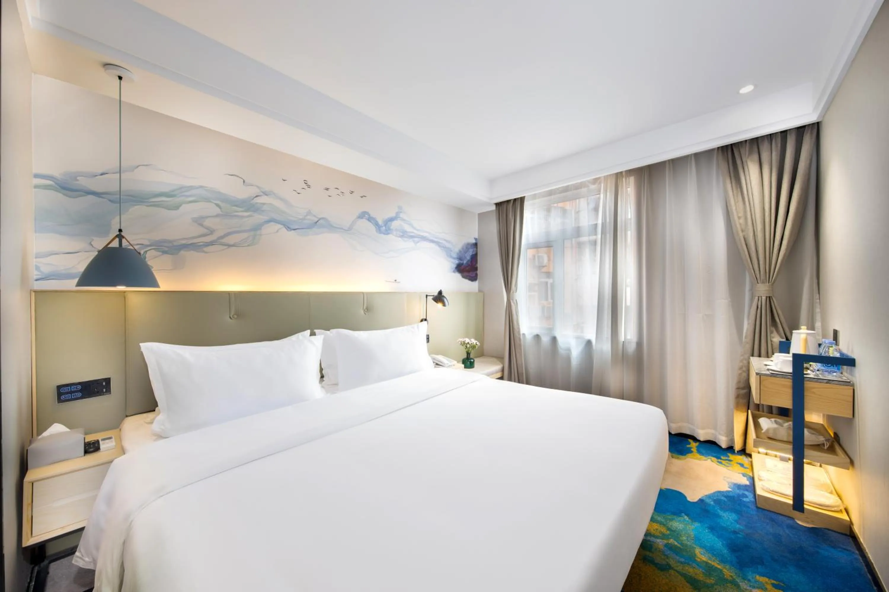 Photo of the whole room, Bed in Shenzhen Yanan Hotel