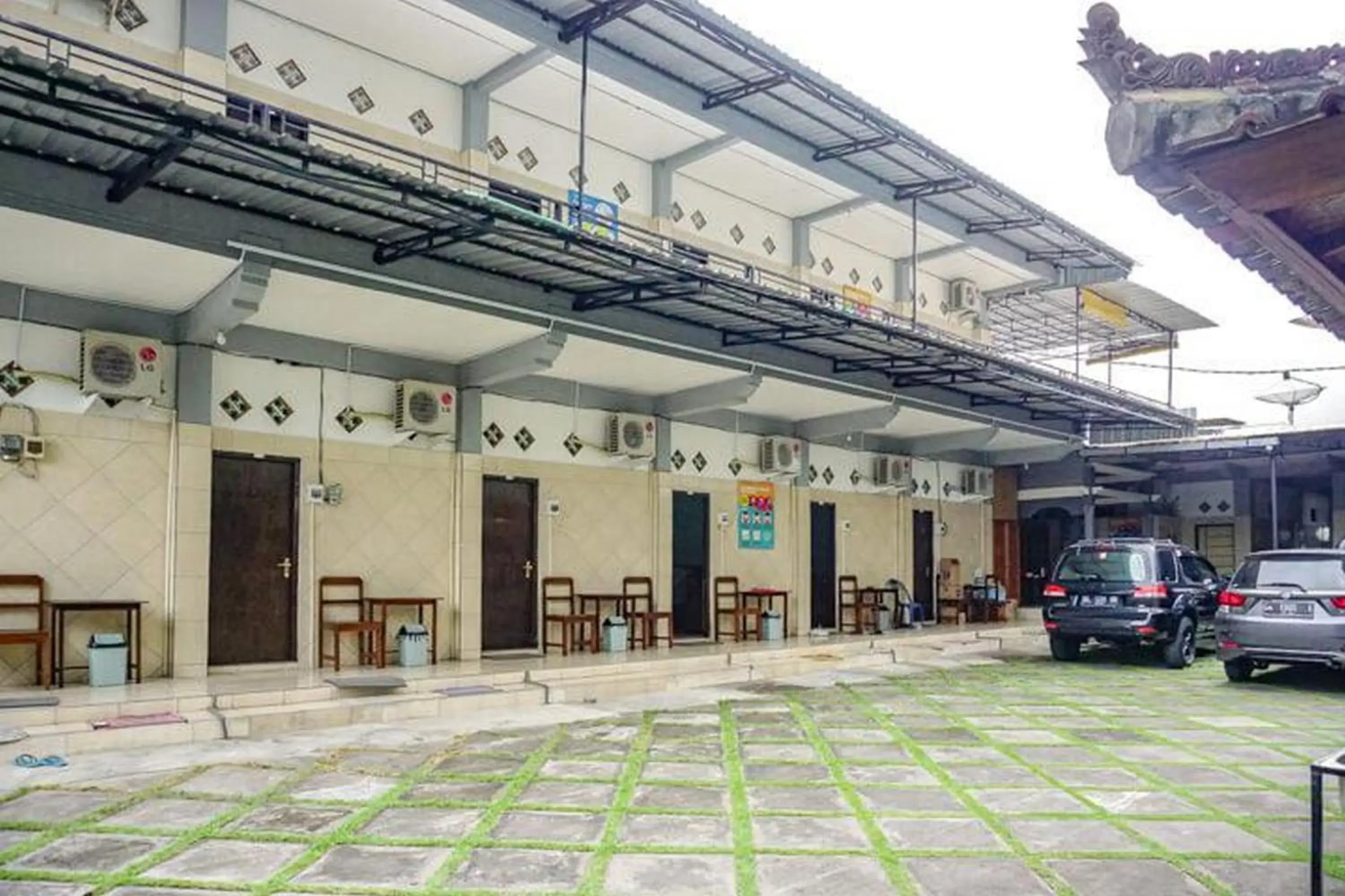 Property building in RedDoorz near Penimbangan Beach Singaraja Property building in RedDoorz near Penimbangan Beach Singaraja