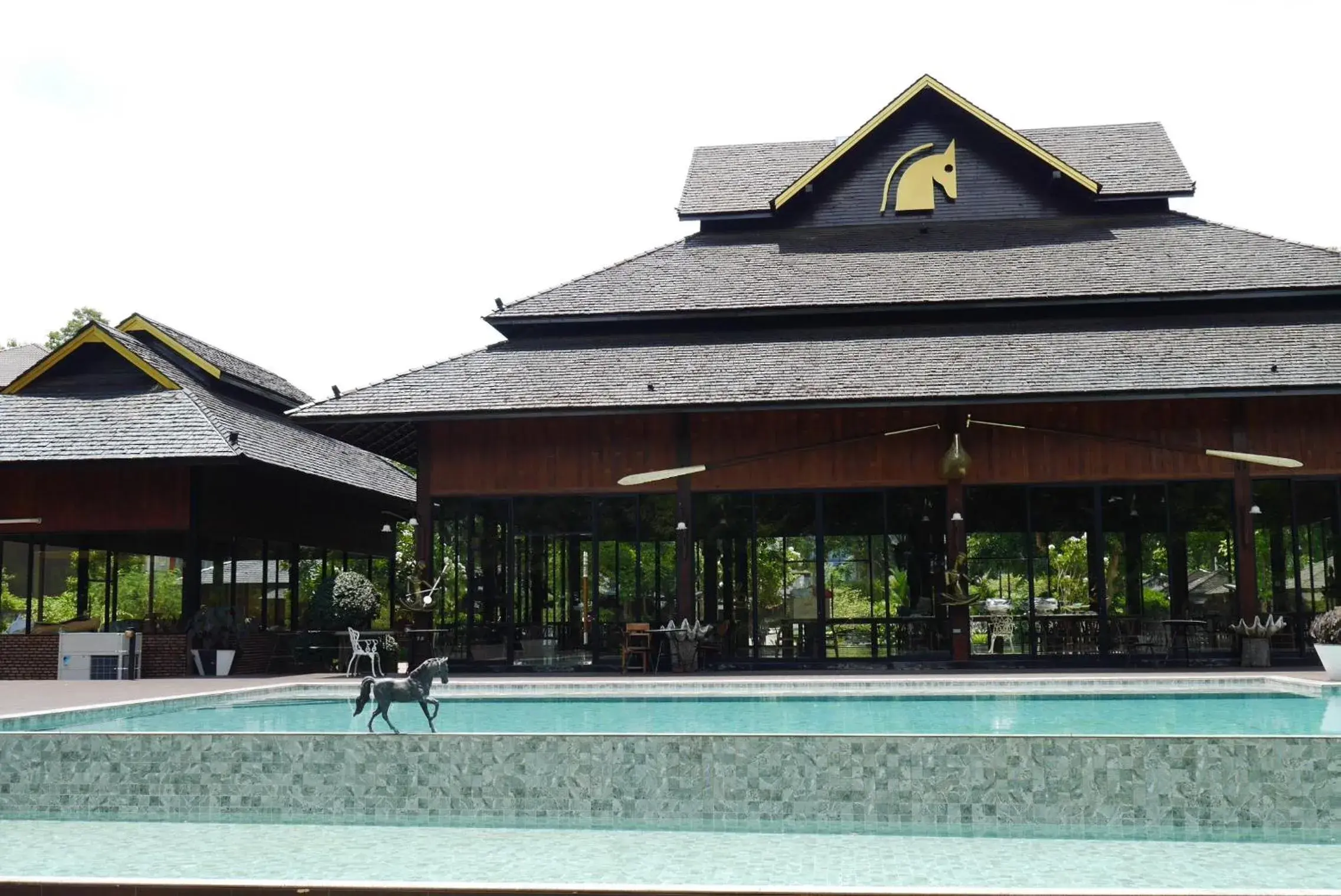 Swimming pool in Phumontra Resort Nakhon Nayok Swimming pool in Phumontra Resort Nakhon Nayok