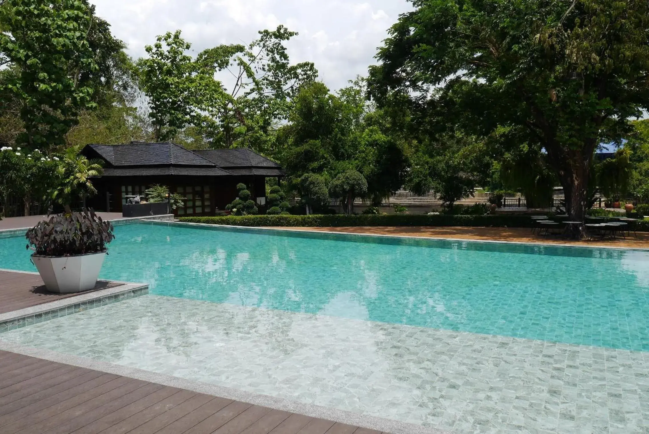 Property building in Phumontra Resort Nakhon Nayok Property building in Phumontra Resort Nakhon Nayok