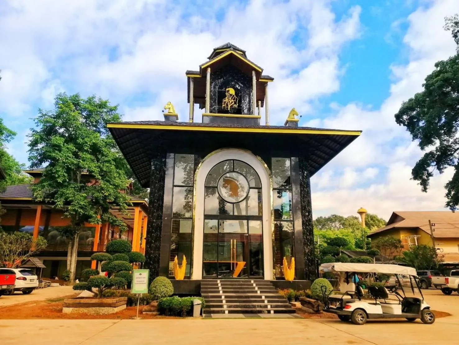Lobby or reception in Phumontra Resort Nakhon Nayok