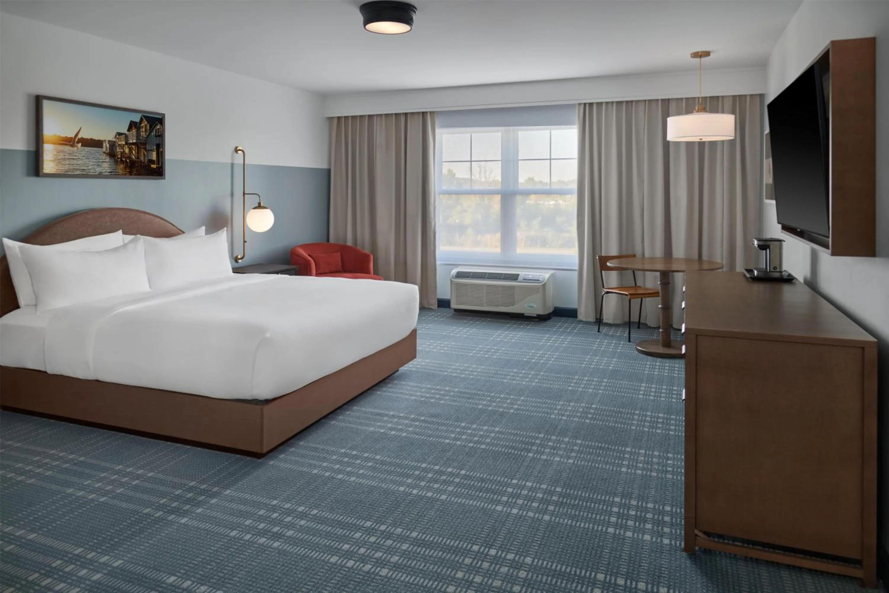 Bed in Hotel Canandaigua, Tapestry Collection By Hilton