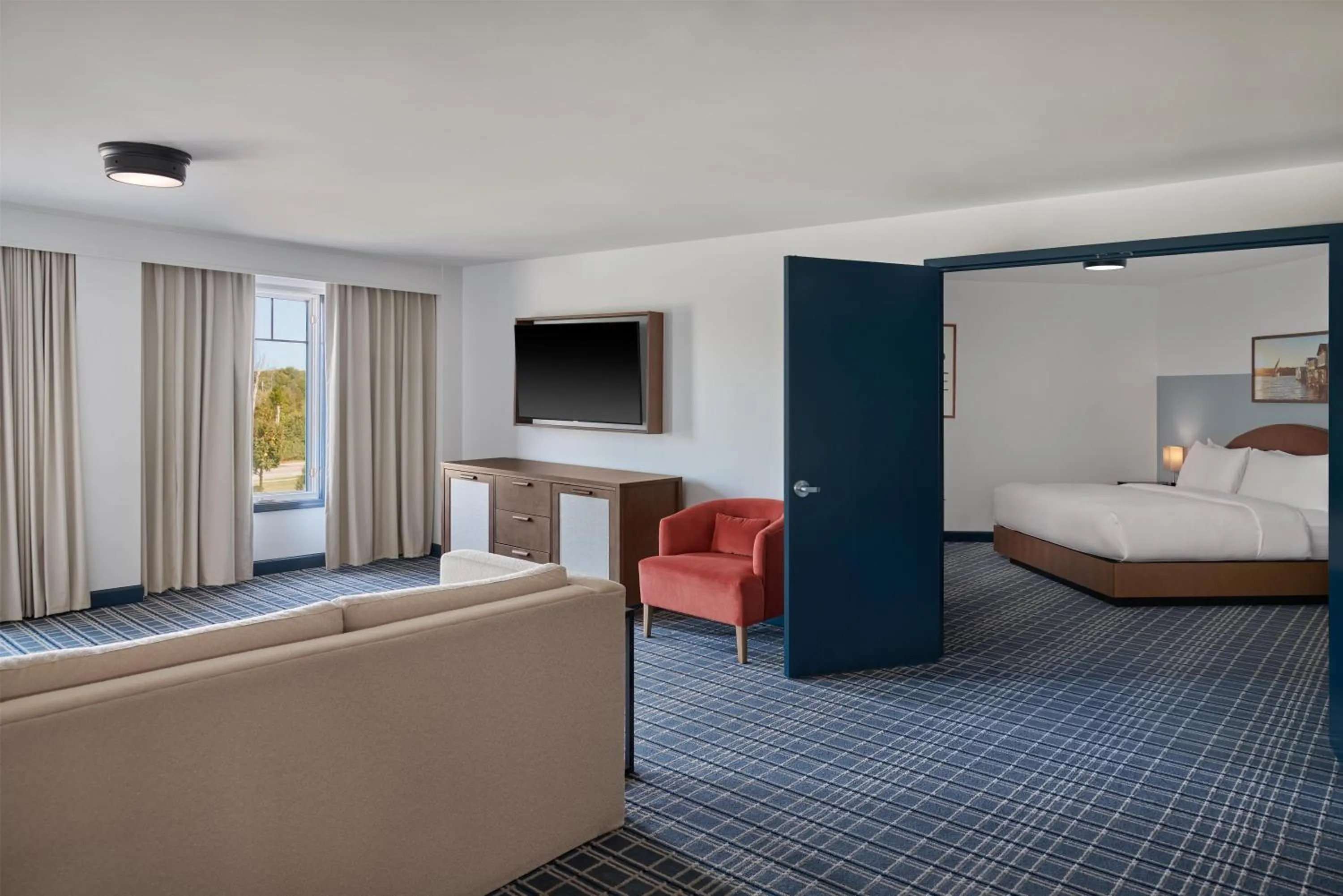 Bed in Hotel Canandaigua, Tapestry Collection By Hilton