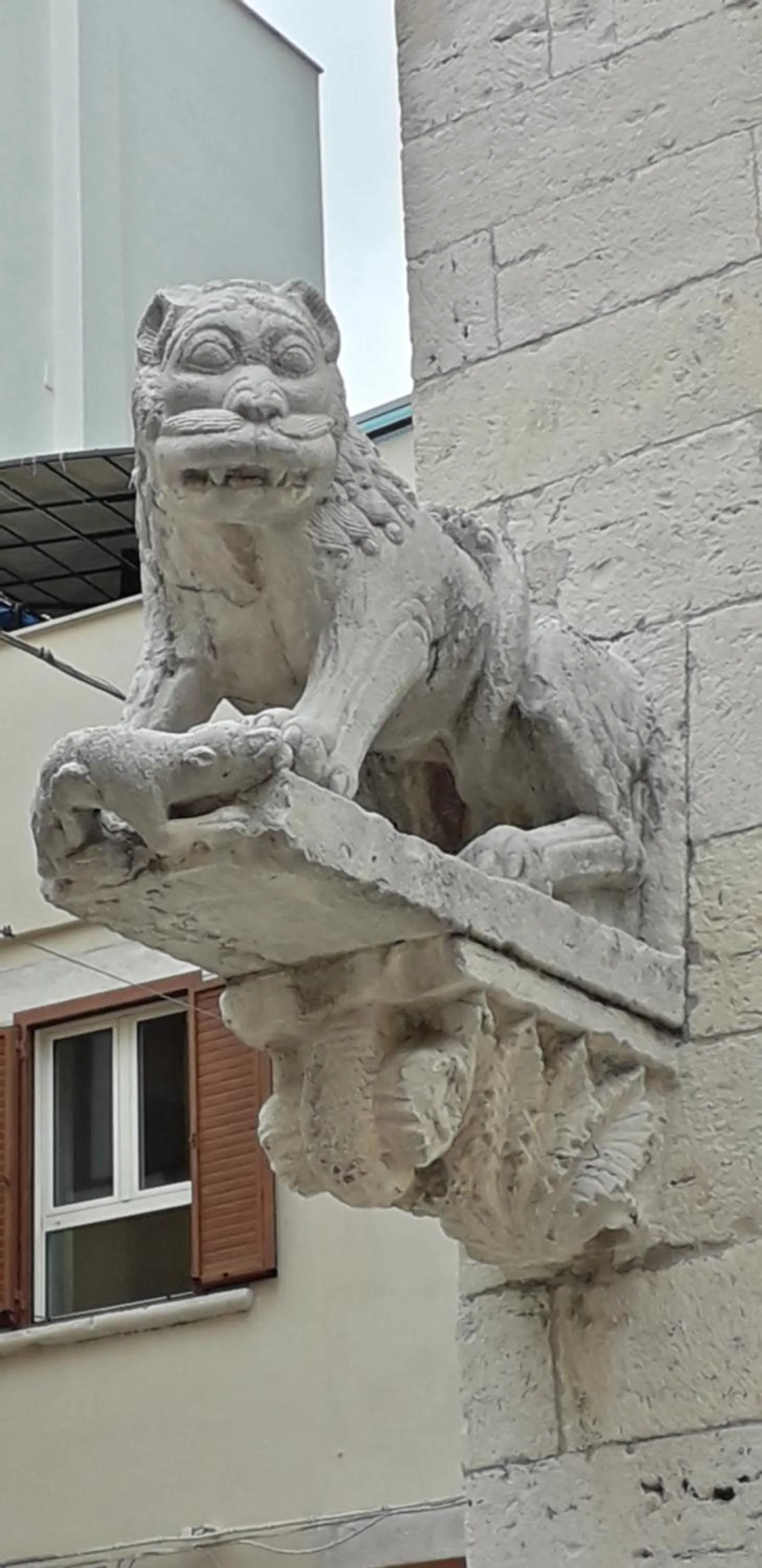 Nearby landmark in MaPu'