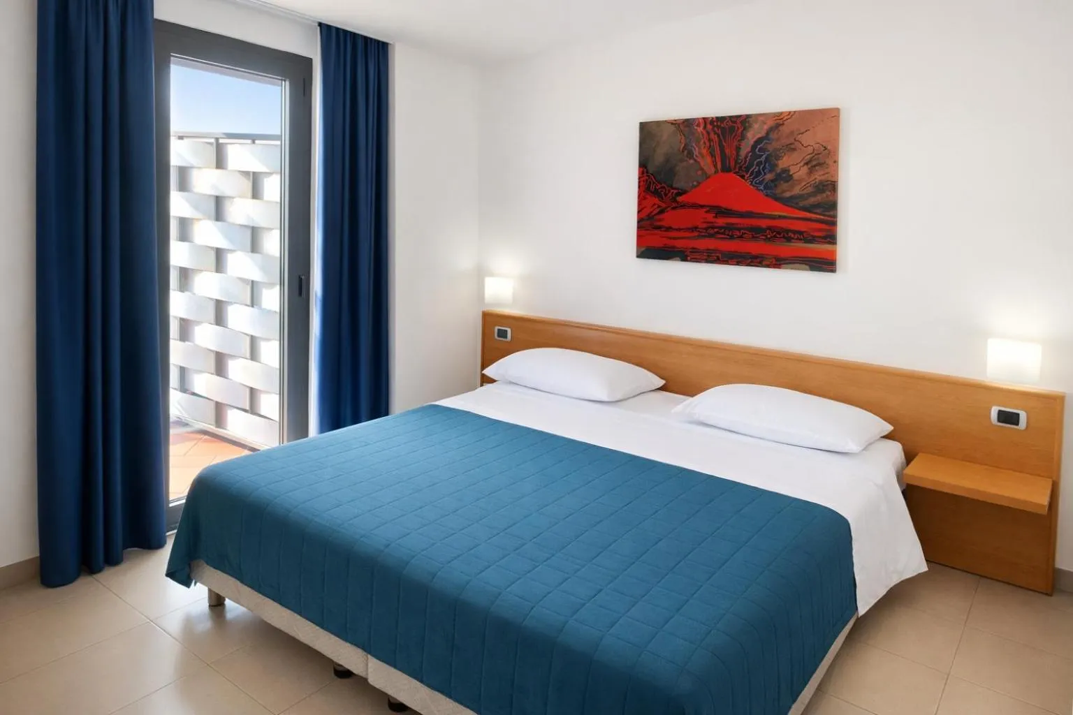 Photo of the whole room, Bed in Casa Rossa 1888